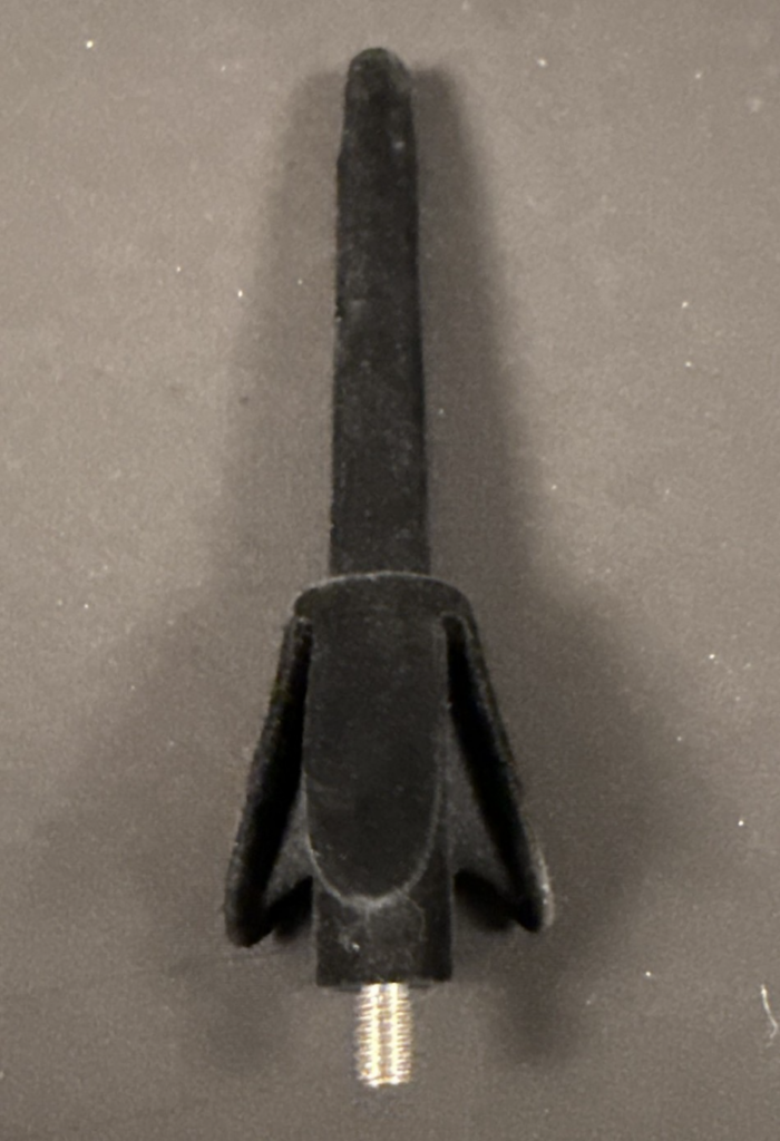 Flute peg for saxophone stand