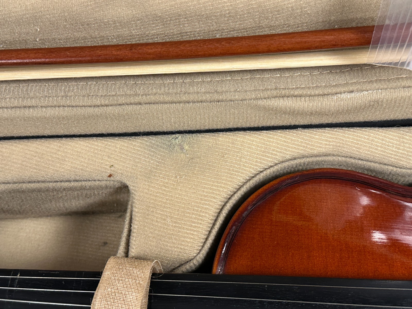 Countrywood 1/2 Violin Outfit - Image 18