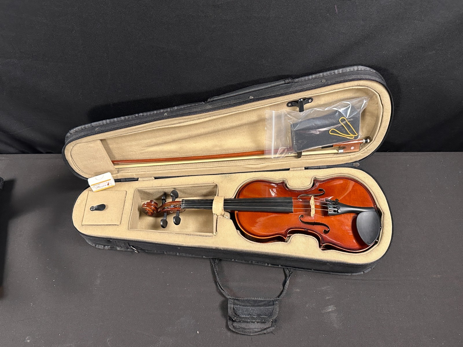 Countrywood 1/2 Violin Outfit - Image 20