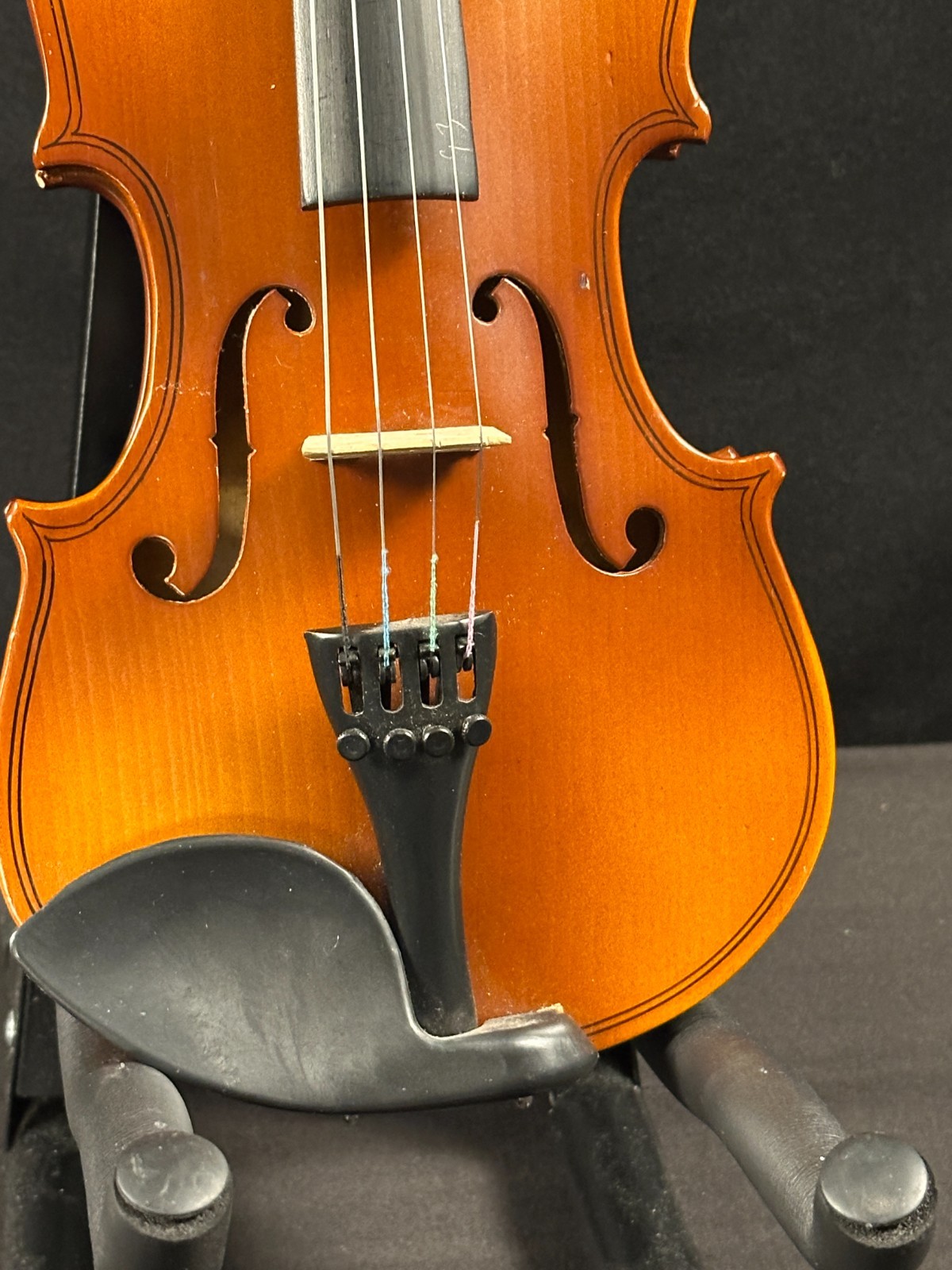 Unbranded 1/4 Violin Outfit, new Glasser bow! - Image 2