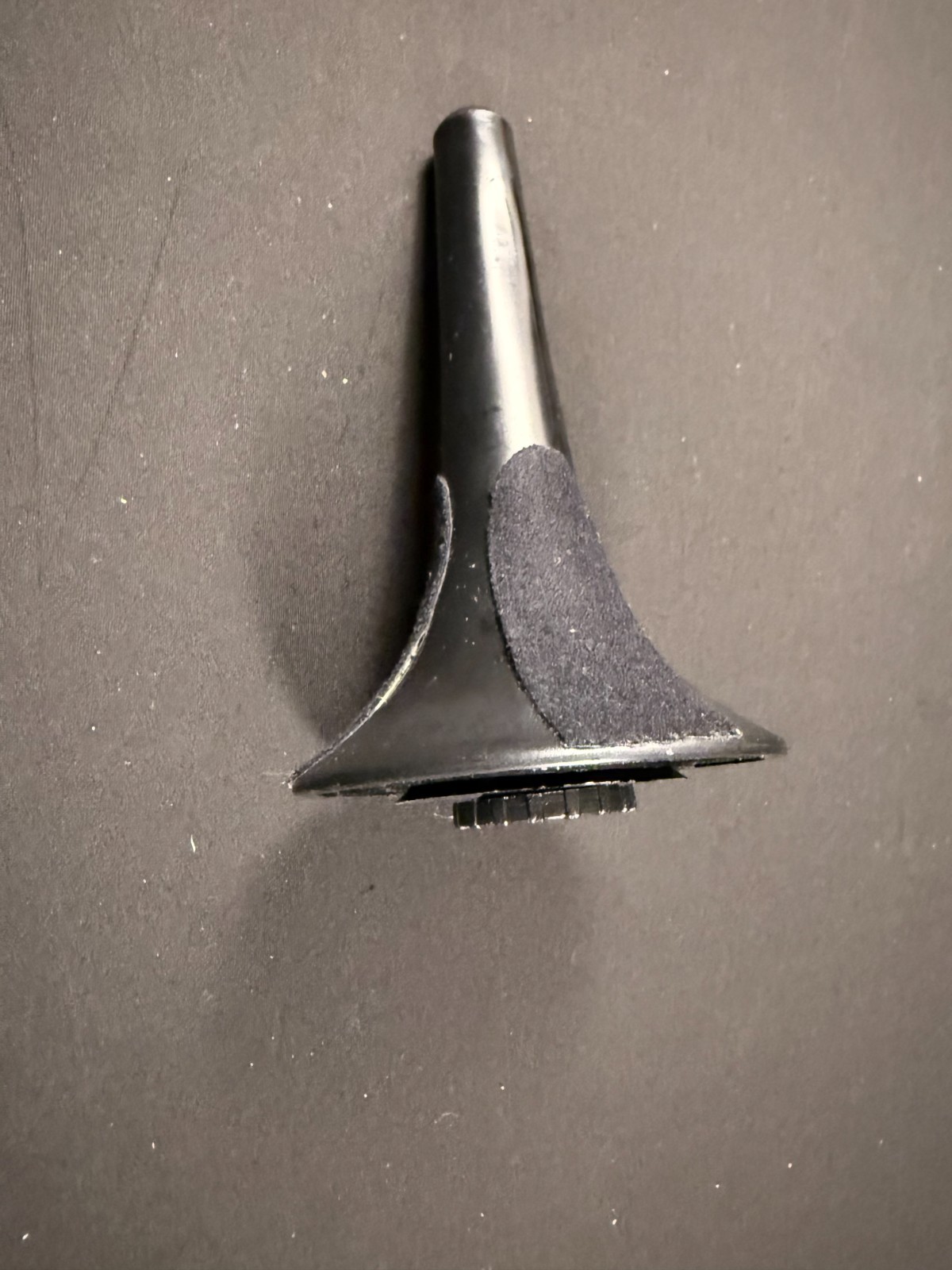 Collapsible In-Bell 3 Leg Trumpet Stand - Image 6