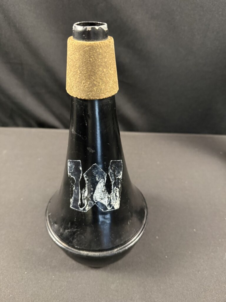 Denis Wick Vintage Trombone Practice Mute, black, good cork, balanced resistence