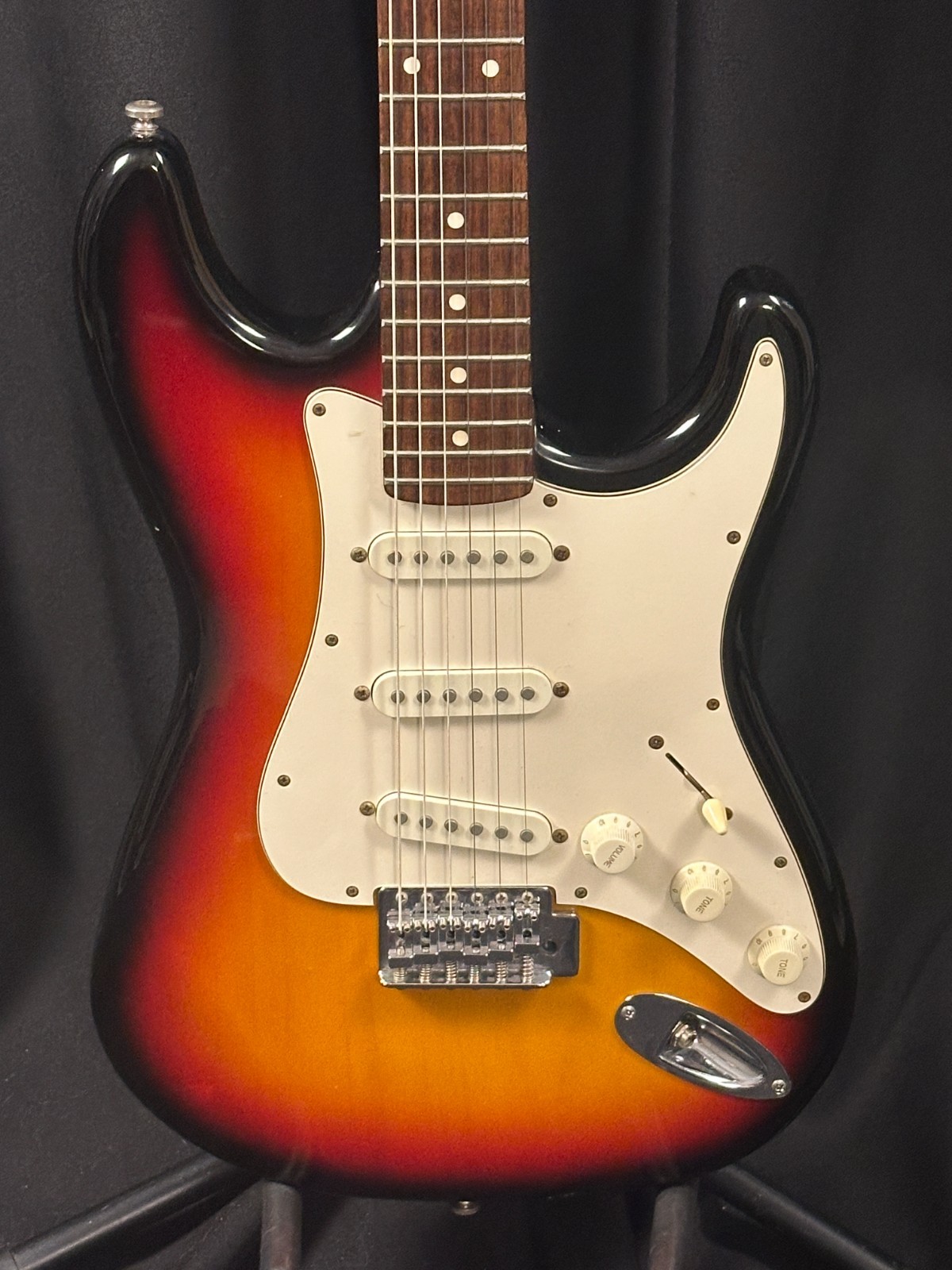 Hamer Slammer Electric Guitar, Sunburst Pattern - Image 3