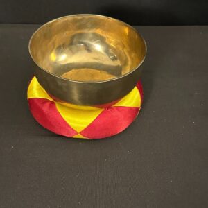 5" Brass singing bowl with red and yellow cushion, 2.5" deep, NO BEATER