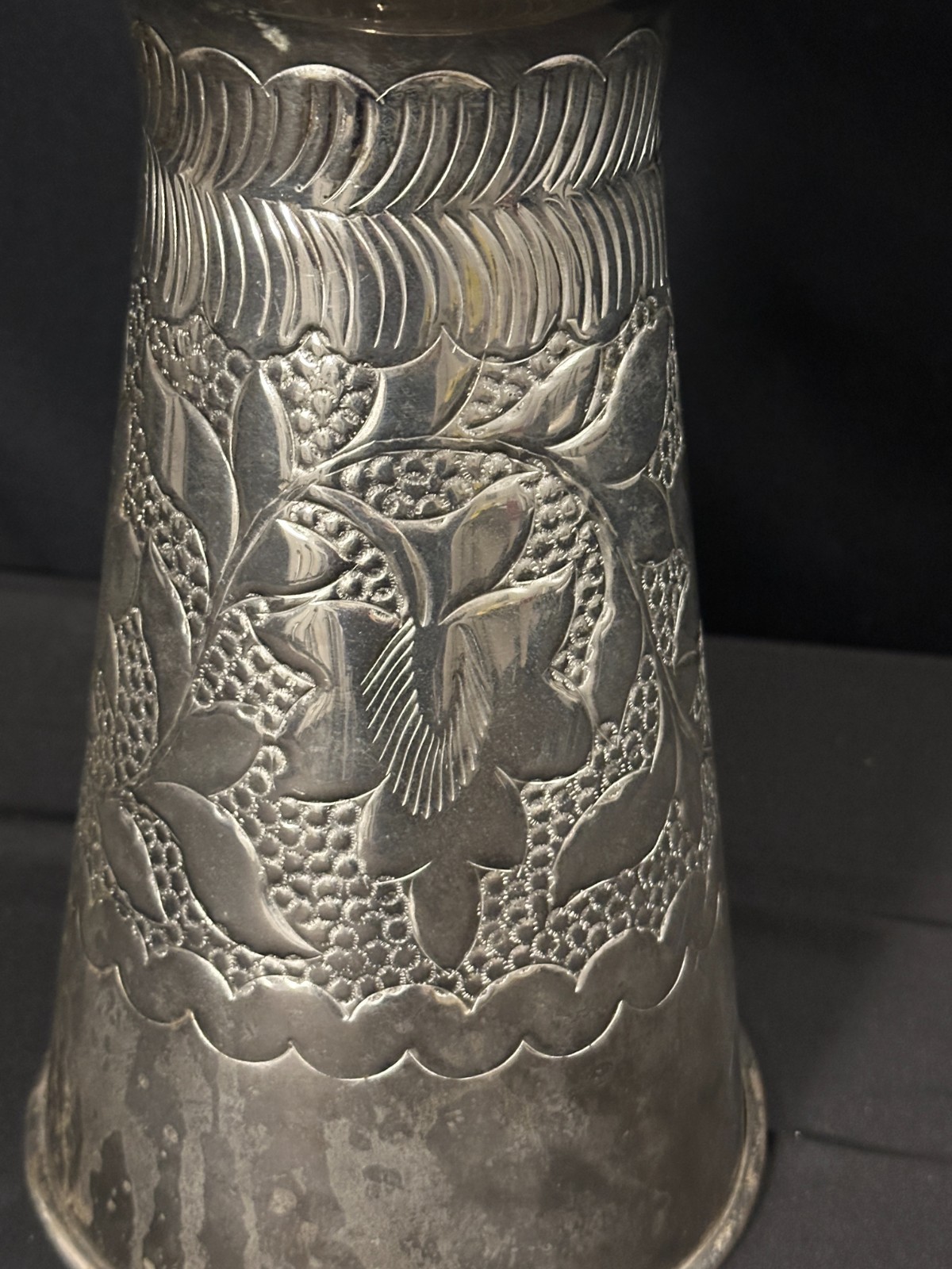 Beautiful 10" Hand Hammered Aluminum Darbuka, 15.5" tall, silver, head is good - Image 2