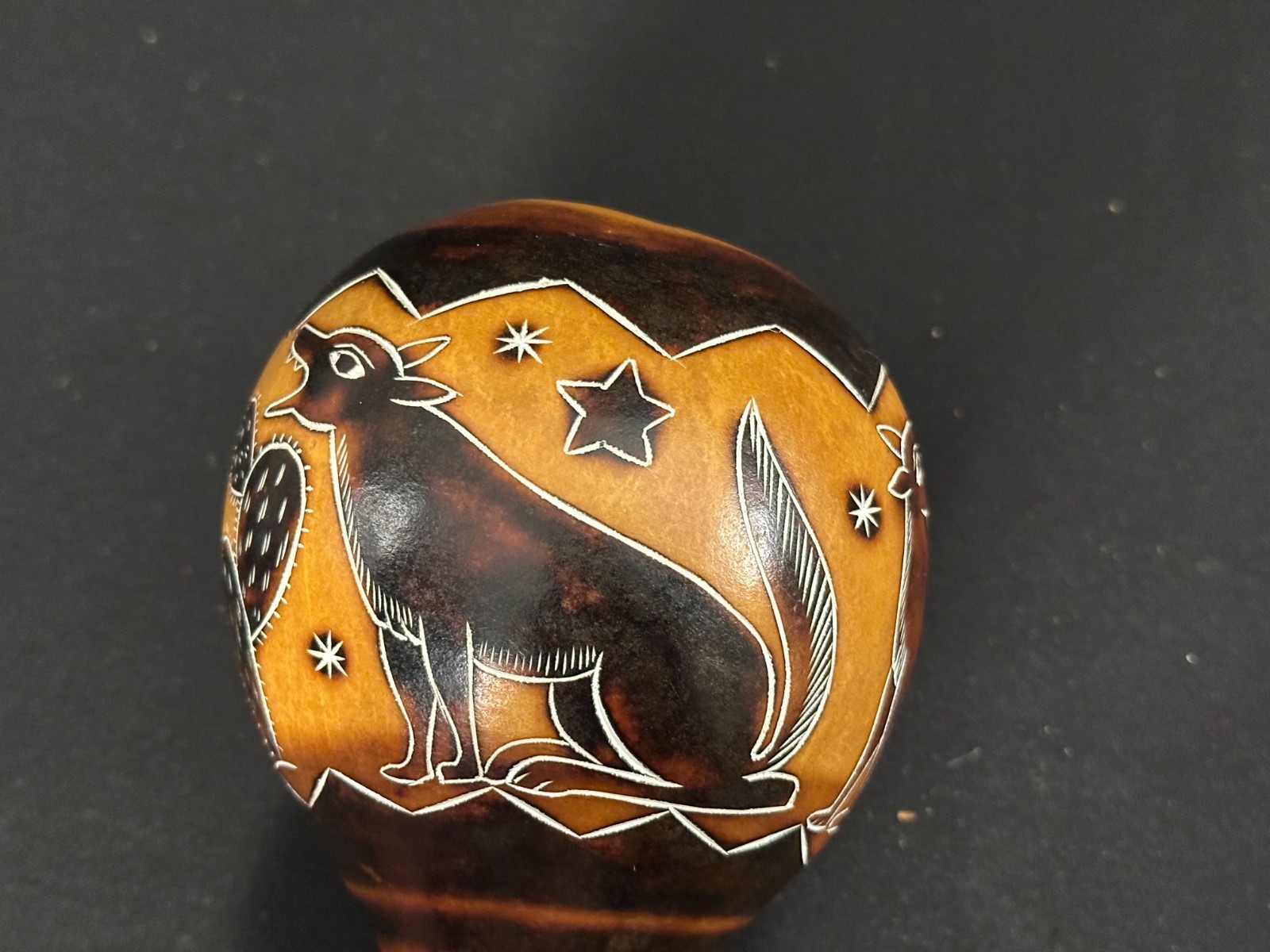 7" Gourd shaker with fox painted details brown and black, tells a story - Image 4