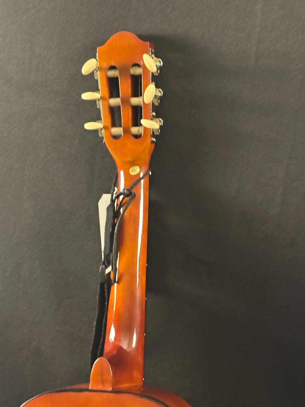 Pyle PGACLS30 Junior Classical Guitar, 30", with strap, tuner, and black gig bag - Image 11