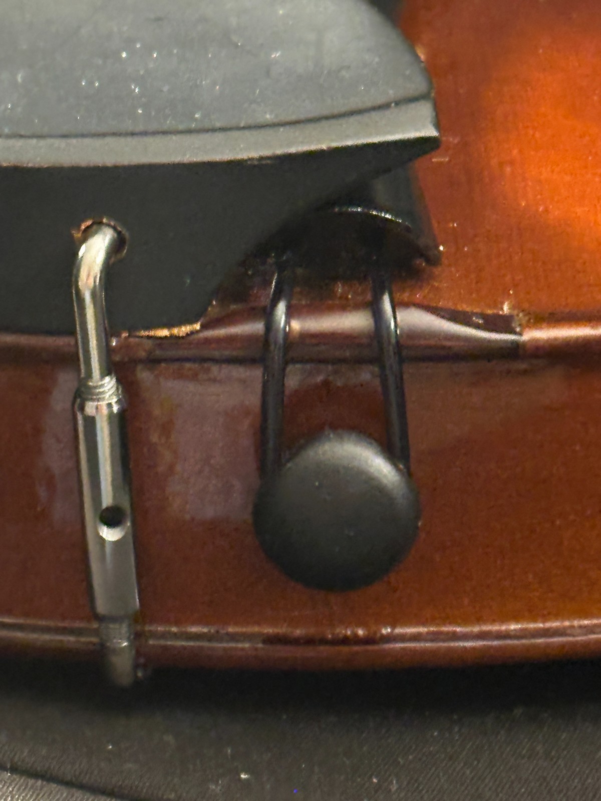 Countrywood 1/2 size violin outfit, comes with bow, rosin, foam shoulder rest - Image 14