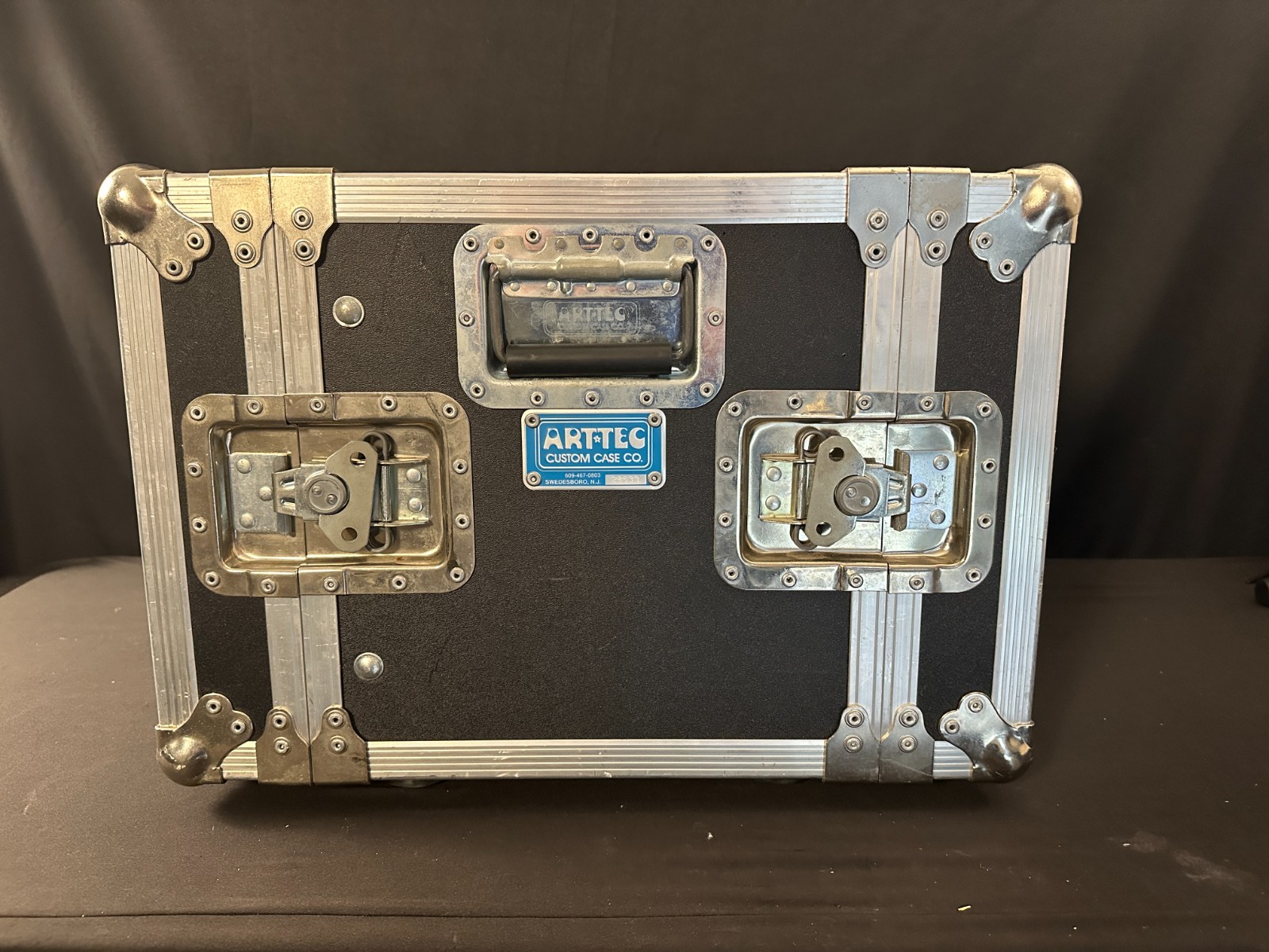 Art Tec 6U Rack Case, 14 x 19 x 20+, black and silver, local pickup only, GA