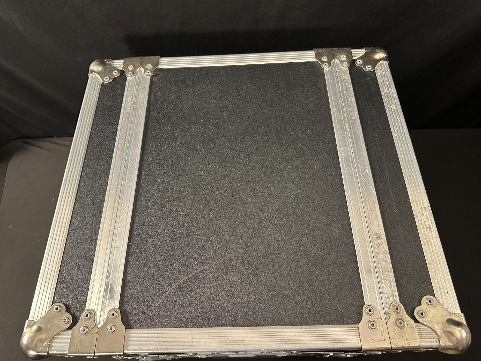 Art Tec 6U Rack Case, 14 x 19 x 20+, black and silver, local pickup only, GA - Image 10