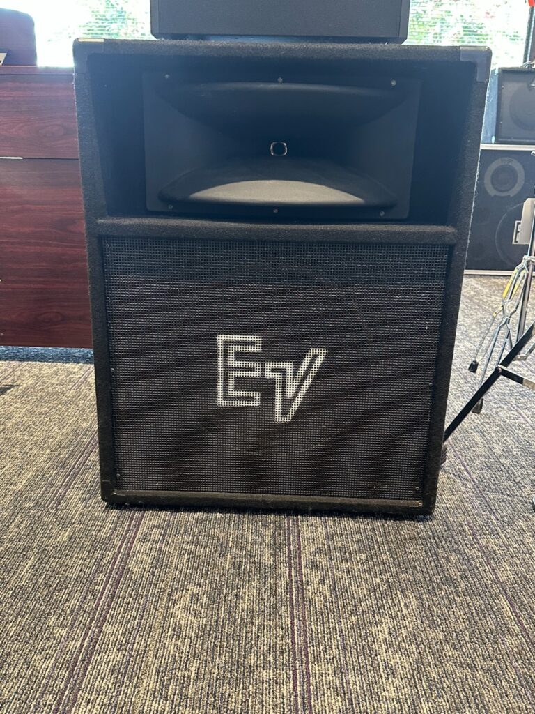 Electro-Voice EV SH-1512ER Two-Way Speaker Pair, PICKUP ONLY, MARIETTA, GA