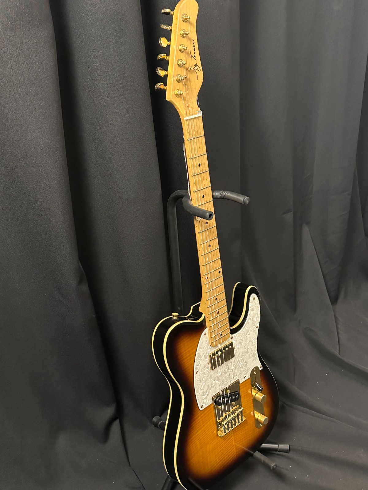 Jay Turser JT-LT Custom Deluxe Electric Guitar, Sunburst tele-style, w/hard case - Image 6