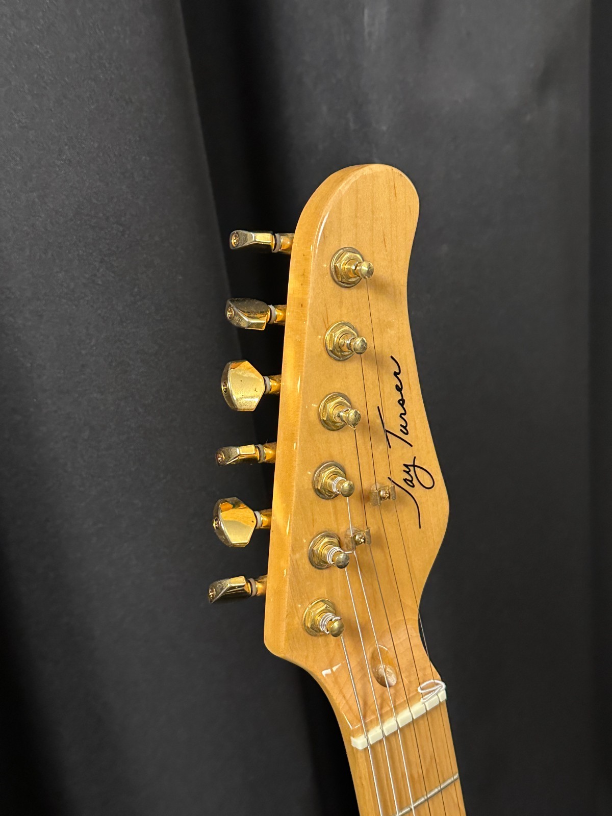 Jay Turser JT-LT Custom Deluxe Electric Guitar, Sunburst tele-style, w/hard case - Image 7