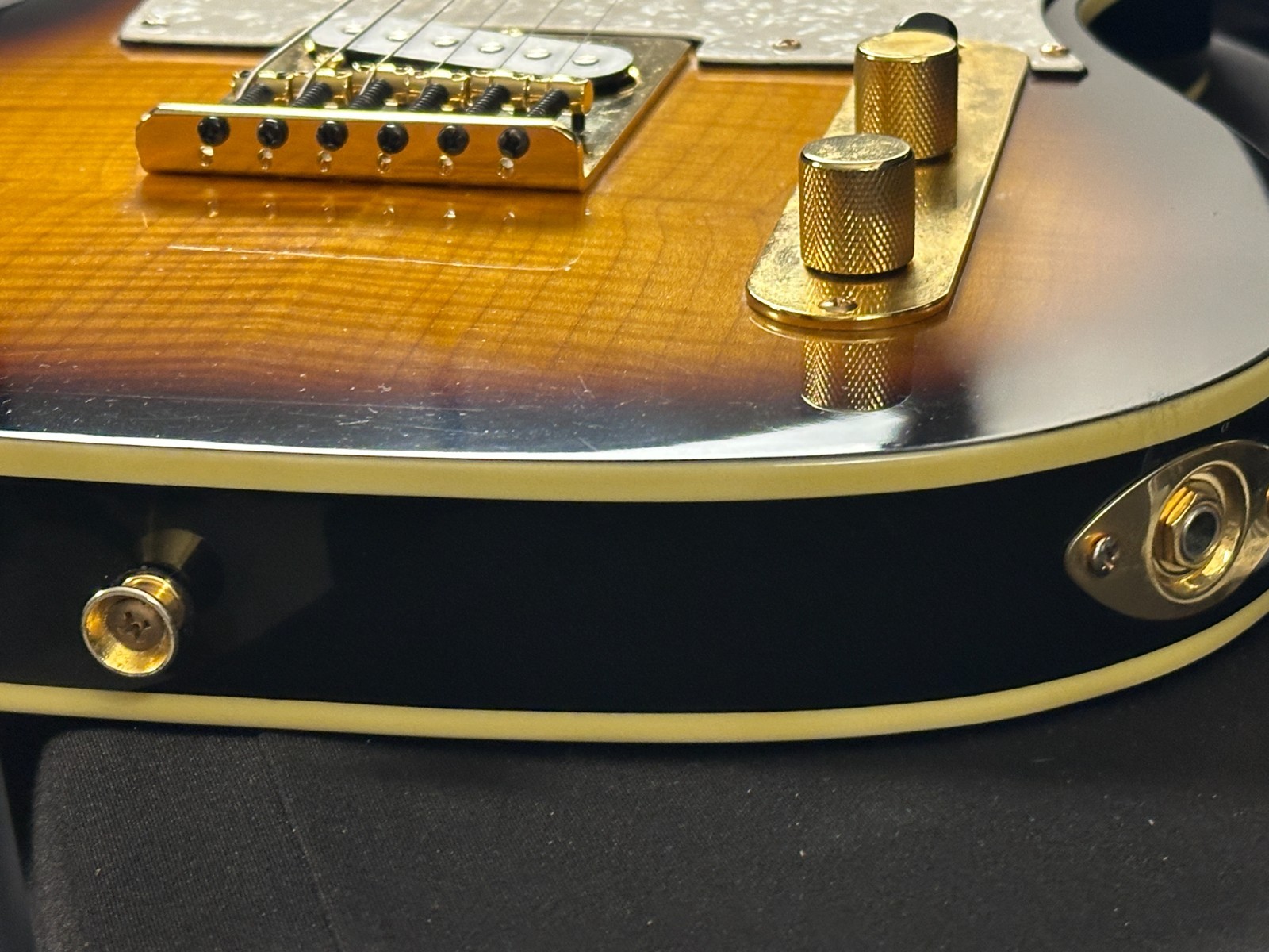 Jay Turser JT-LT Custom Deluxe Electric Guitar, Sunburst tele-style, w/hard case - Image 14