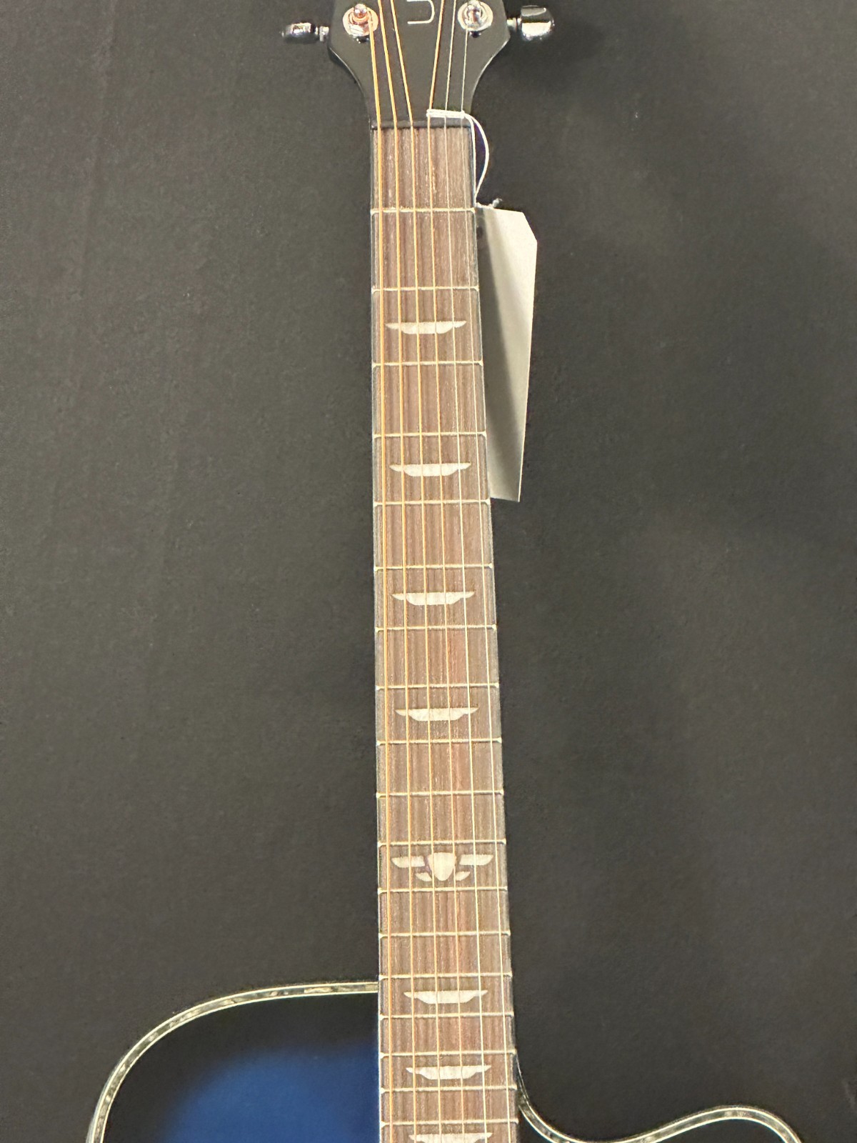 Limited Edition Keith Urban Ripcord Acoustic-Electric Guitar, blue, with KU amp - Image 3