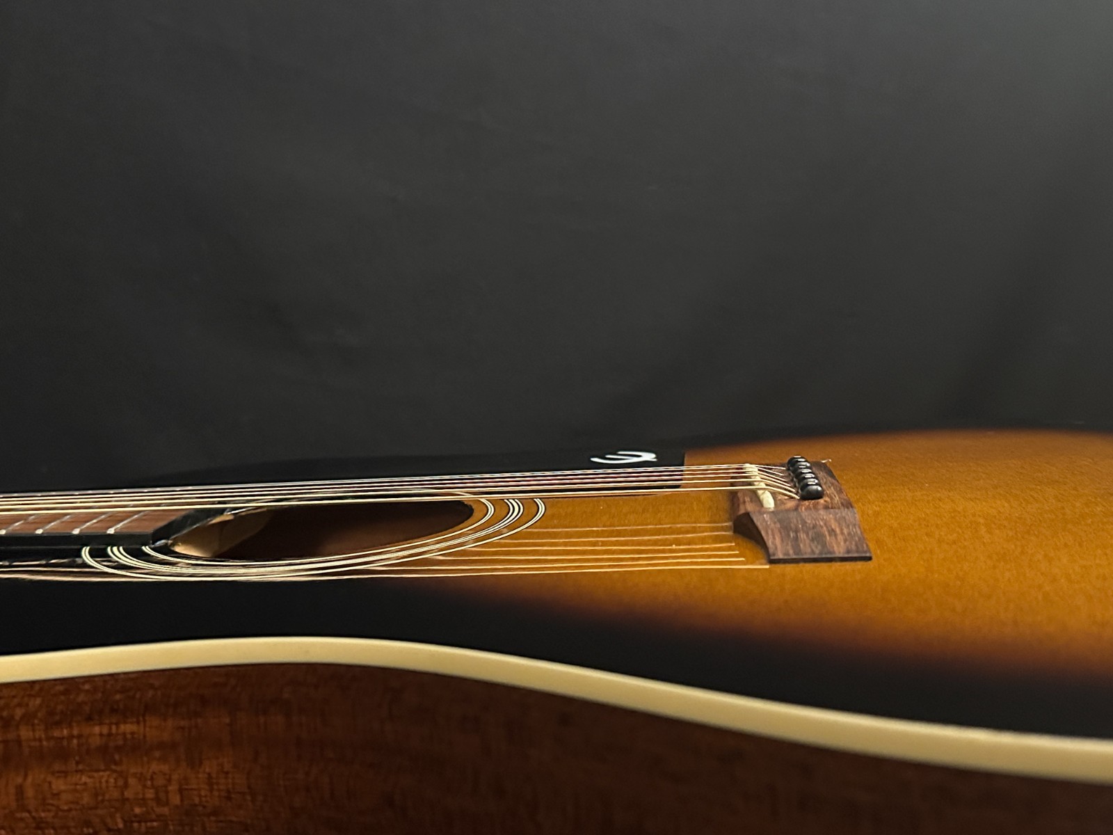Epiphone AJ-100 VS Acoustic Guitar w/ gig bag, Advanced Jumbo, Vintage Sunburst - Image 12