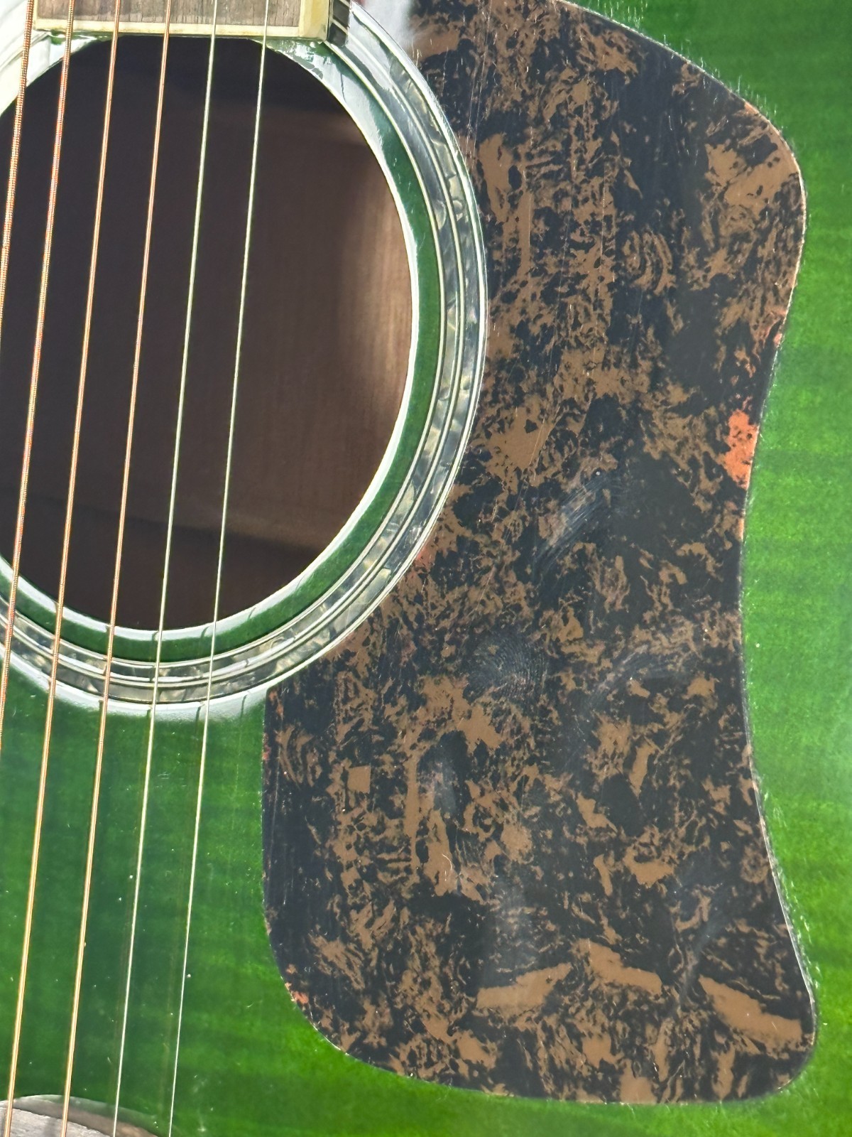 Keith Urban Player Acoustic Guitar, green, with strap, picks, capo, and gig bag - Image 5