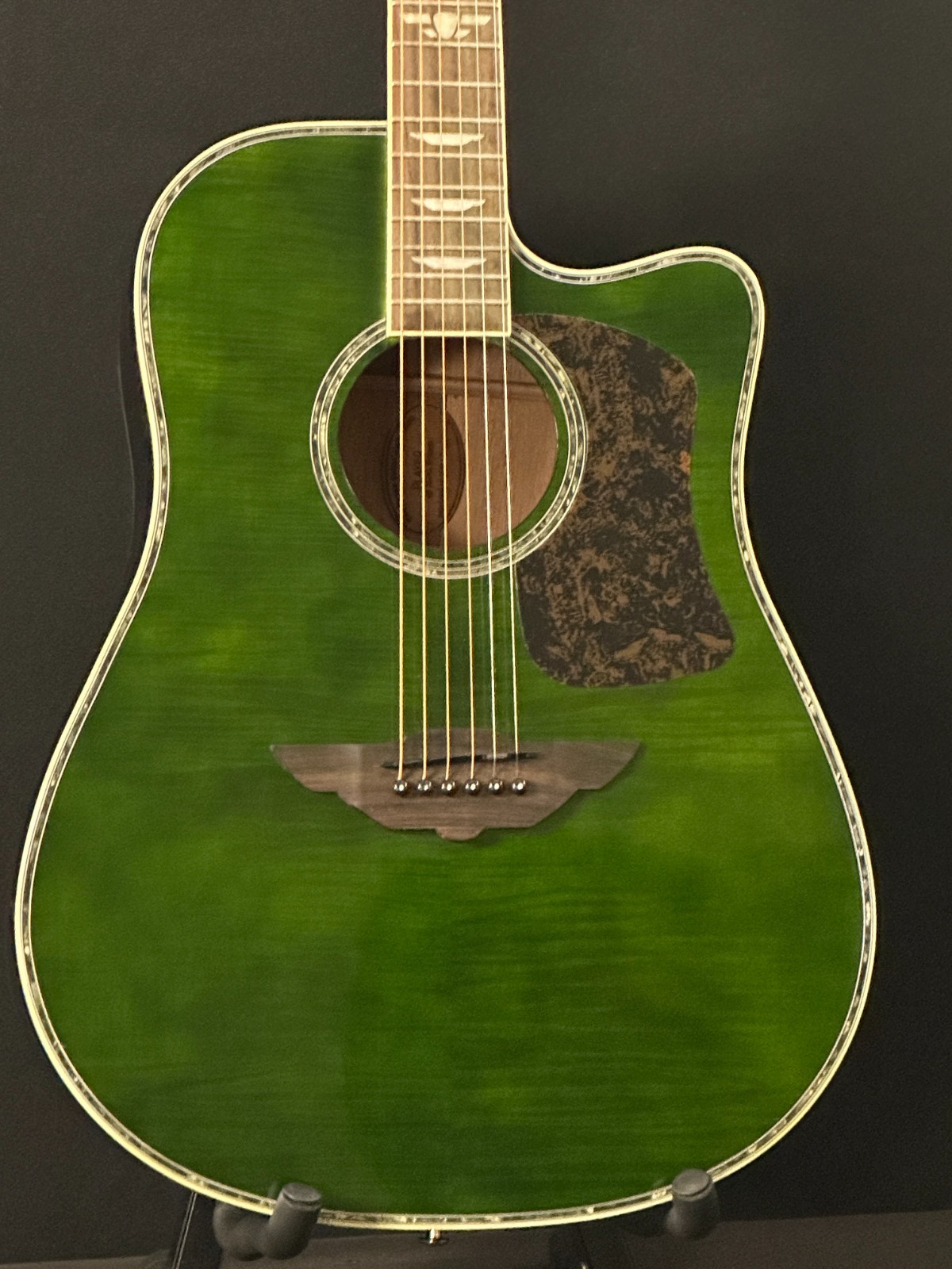Keith Urban Player Acoustic Guitar, green, with strap, picks, capo, and gig bag - Image 6
