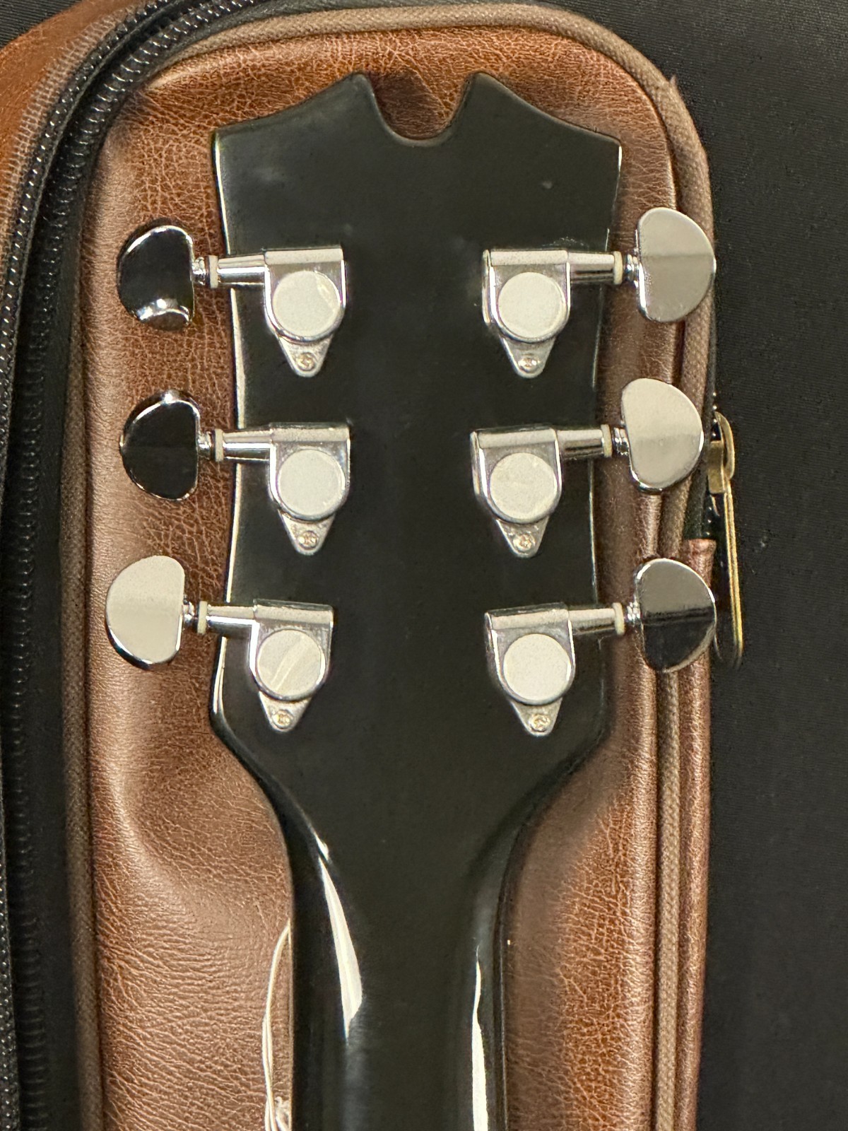 Keith Urban Single Cut Electric Guitar, Vintage Sunburst, w/KU-28 15W Amp, case - Image 14
