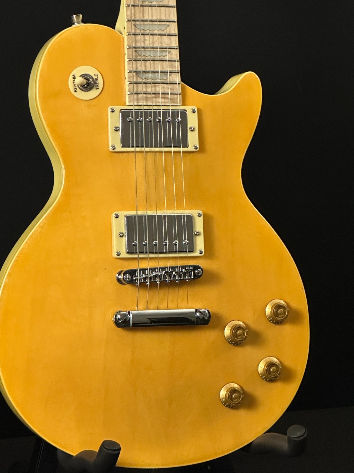 Limited Edition Keith Urban Phoenix Electric Guitar, Yellow, w/15KU 15 W Amp - Image 4