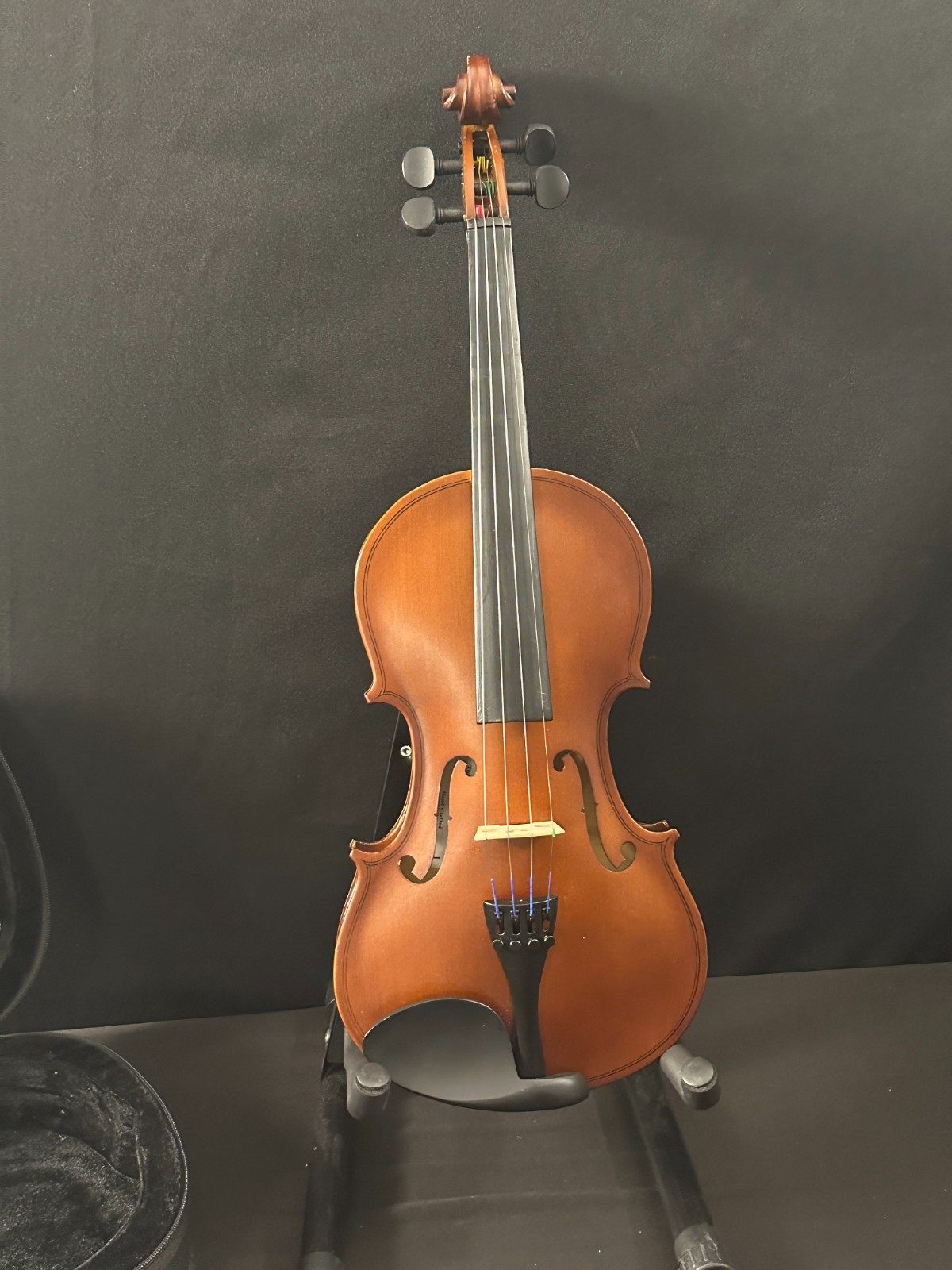 Countrywood 4/4 Size Violin outfit, 23", new Glasser Bow, backpack case - Image 2