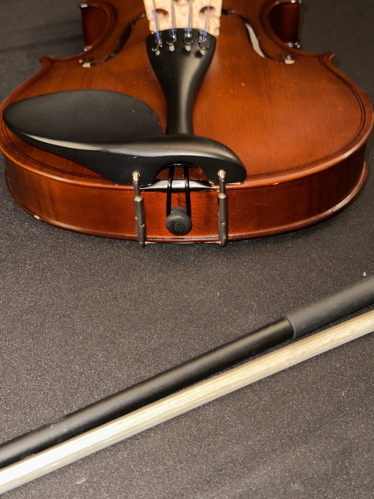 Countrywood 4/4 Size Violin outfit, 23", new Glasser Bow, backpack case - Image 12