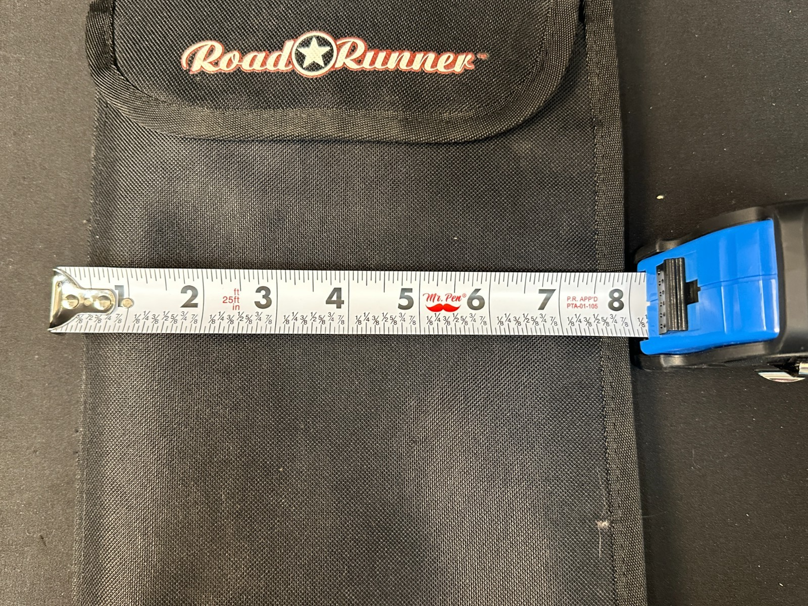 Road Runner Basic Black Drumstick Bag, 3 inner pockets, hang straps, carry strap - Image 4