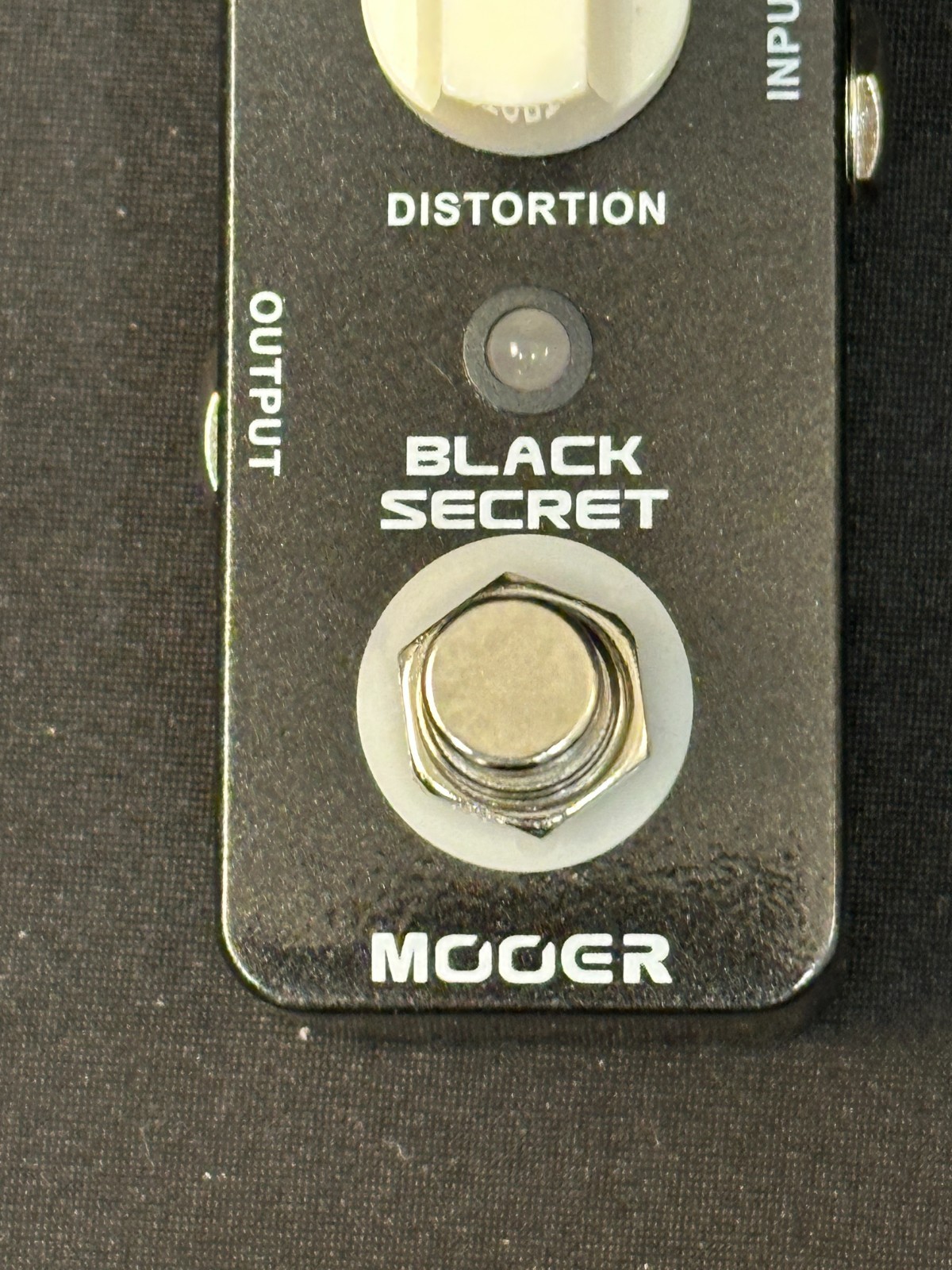 Mooer Micro Series Black Secret Distortion Pedal, Vintage distortion, COMPACT - Image 3