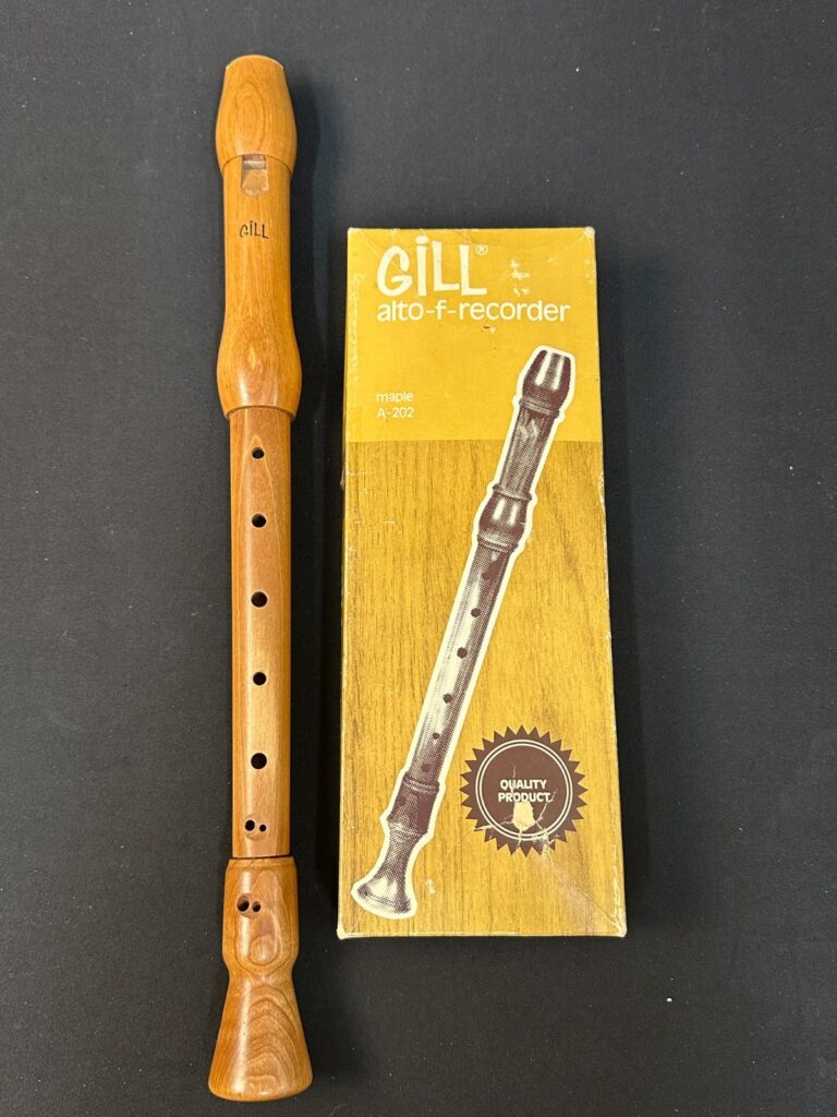Vintage Gill A-202 Alto F Recorder, natural, 3-piece maple body, made in Israel