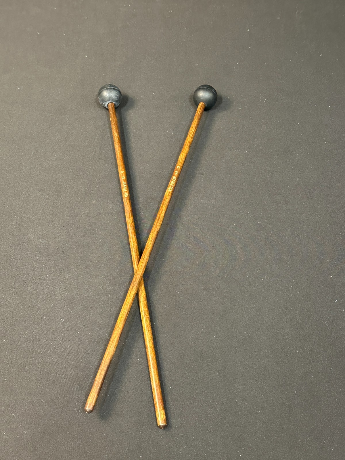 Vic Firth M5 Medium Rubber Mallets, dark birch handles, black rubber tips - Image 8