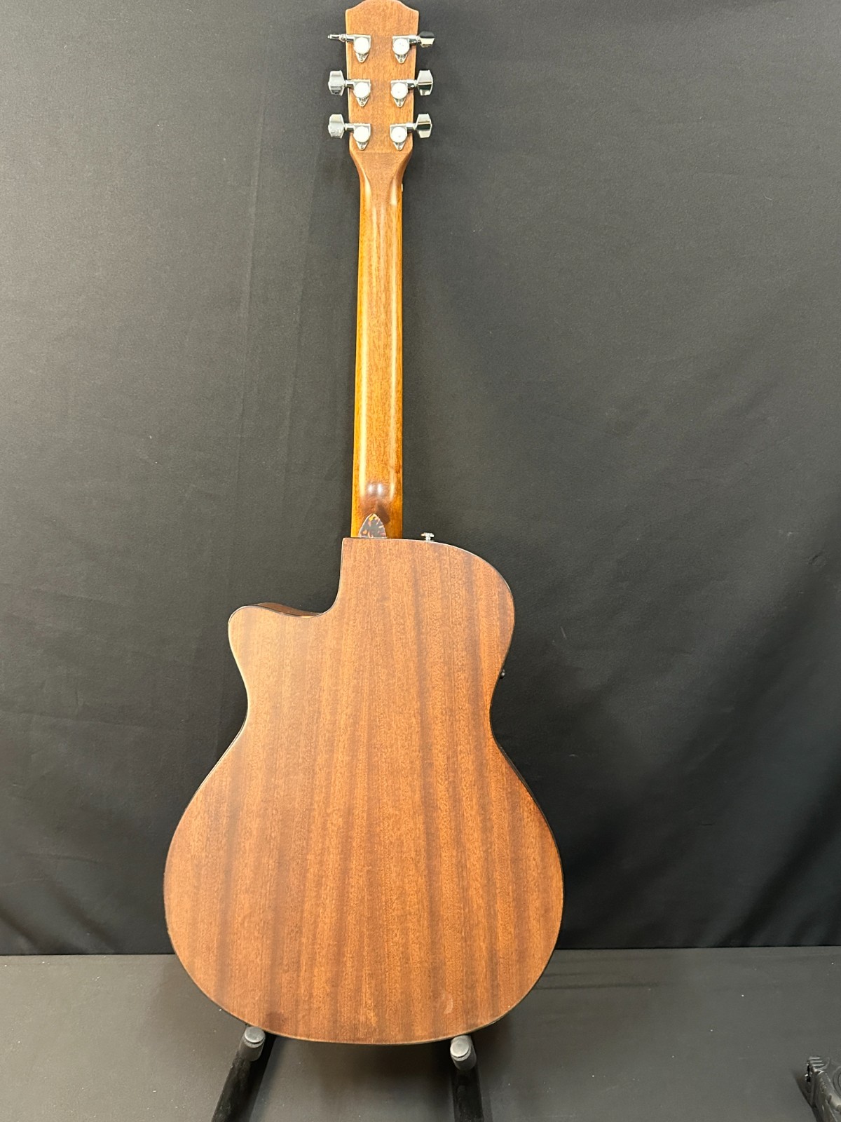 Fender CC-60SCE ALL-MAH SATIN FSR Acoustic-Electric Guitar with strap, capo, bag - Image 10
