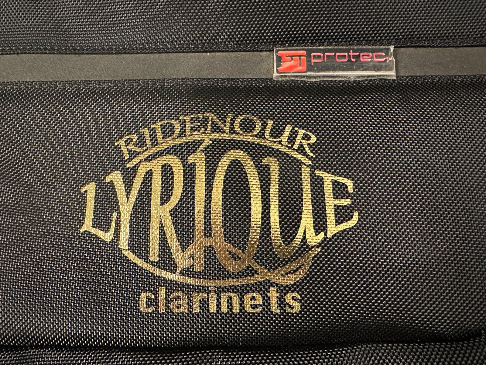 Ridenour Lyrique Noblissima Plastic Clarinet with black Protec ProPac Case - Image 5