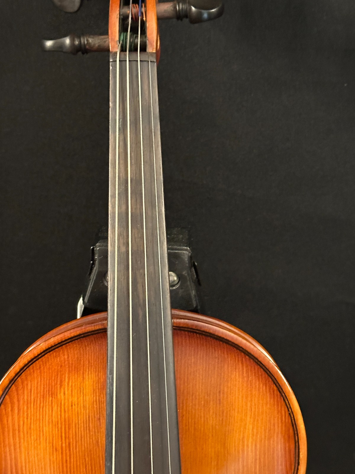 Corina 1/2 size Violin outfit, comes with case, rosin, bow, metal fine tuners - Image 3