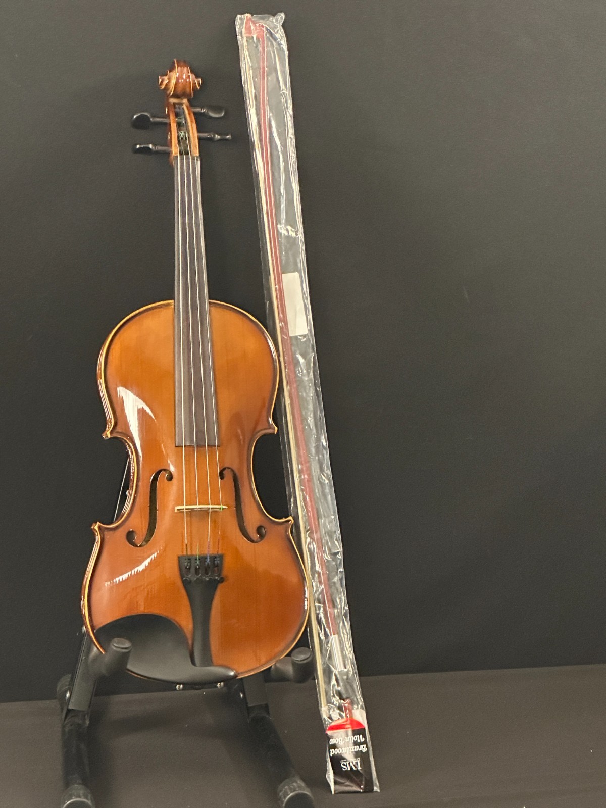 Franz Hoffman Prelude 4/4 Violin Outfit, new bow, case with straps, fine tuners