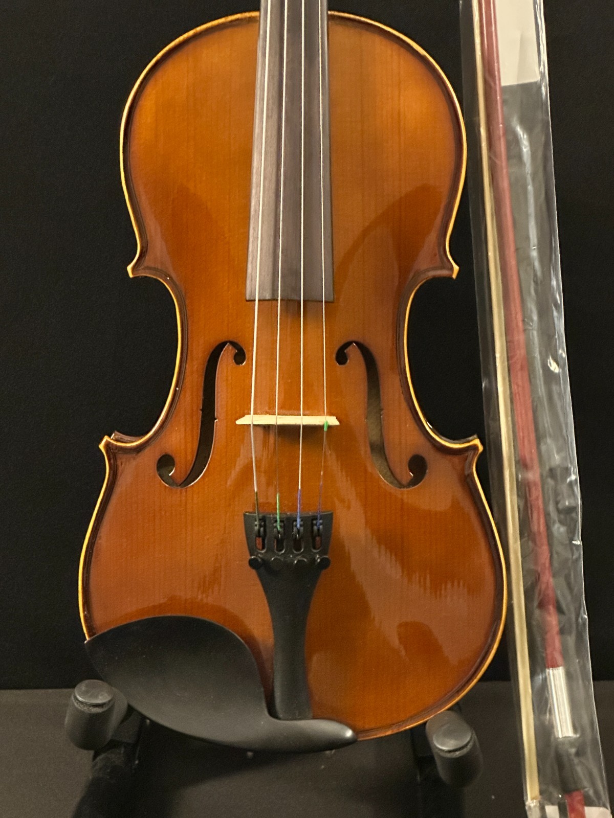 Franz Hoffman Prelude 4/4 Violin Outfit, new bow, case with straps, fine tuners - Image 5