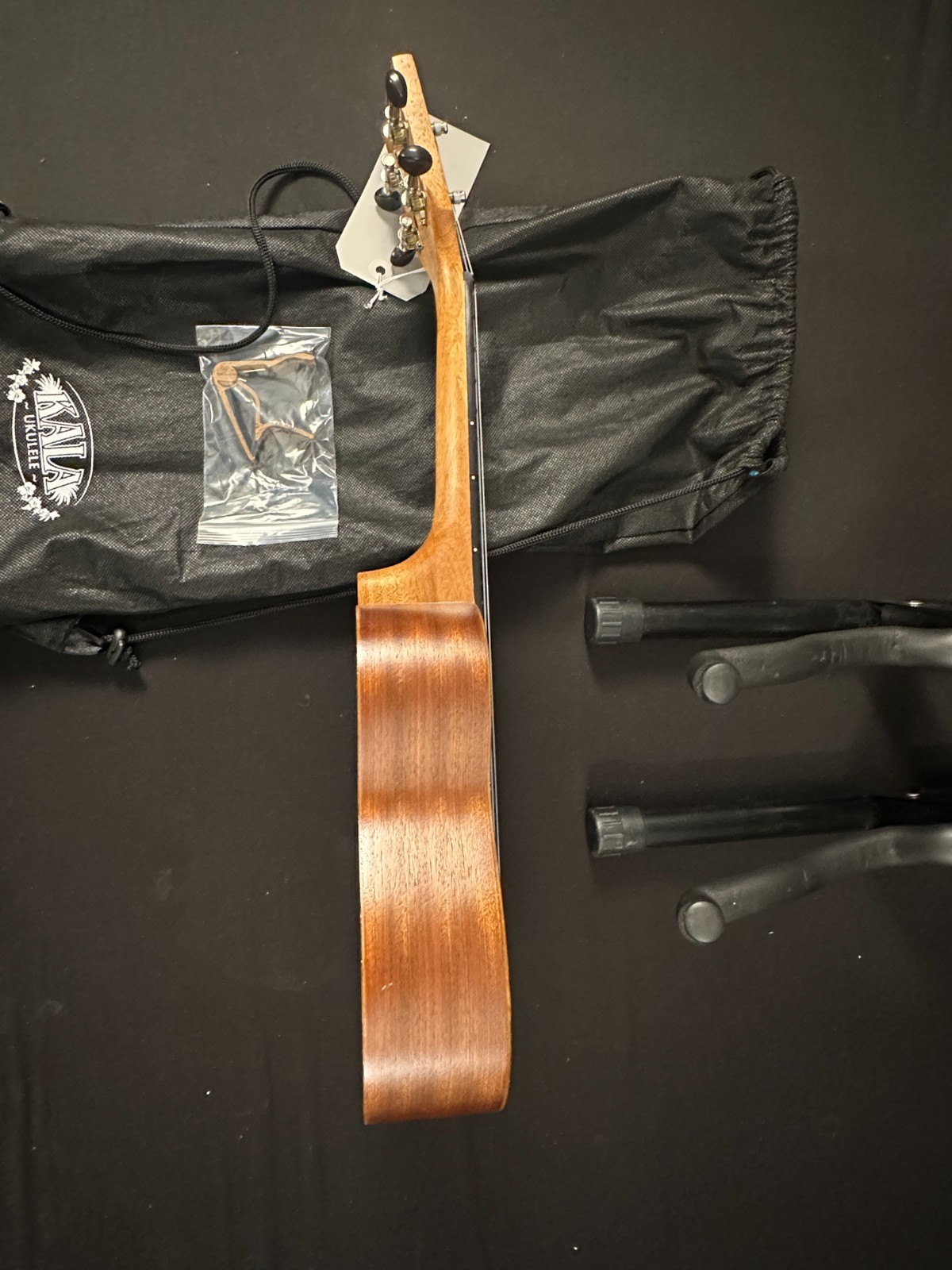 Kala "Learn to Play" Ukulele, Wood, with drawstring gig bag, nylon strings, capo - Image 13