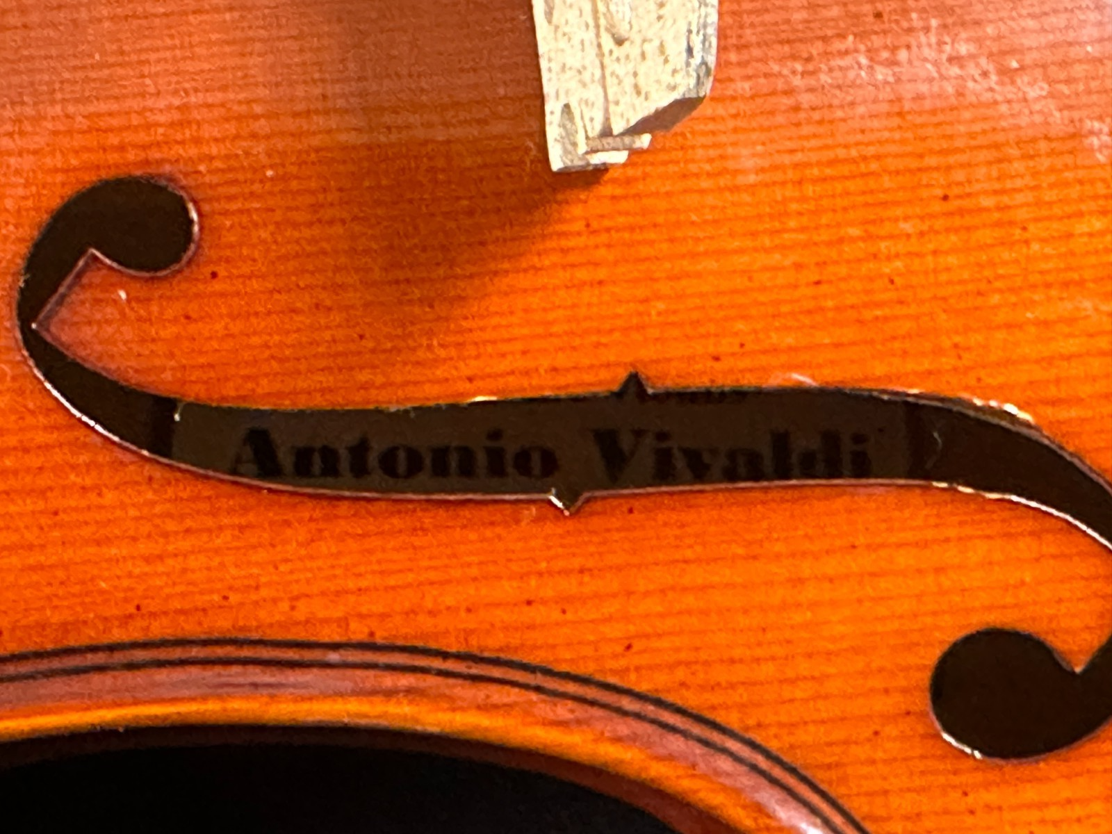 Gainesville Violins Antonio Vivaldi 3/4 Violin, new Glasser bow, and hard case - Image 9