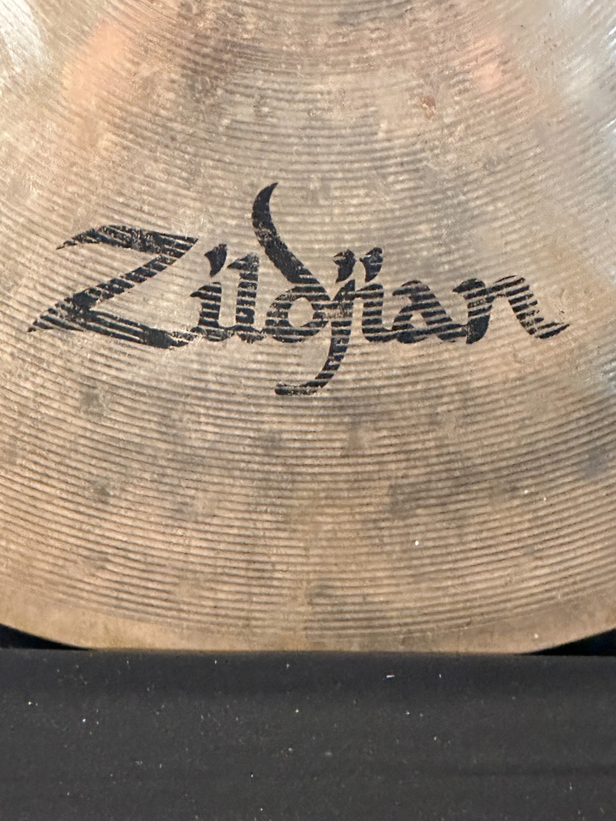 Zildjian ZBT (Zildjian Bronze Tone) 20" Ride Cymbal balanced def and overtones - Image 3