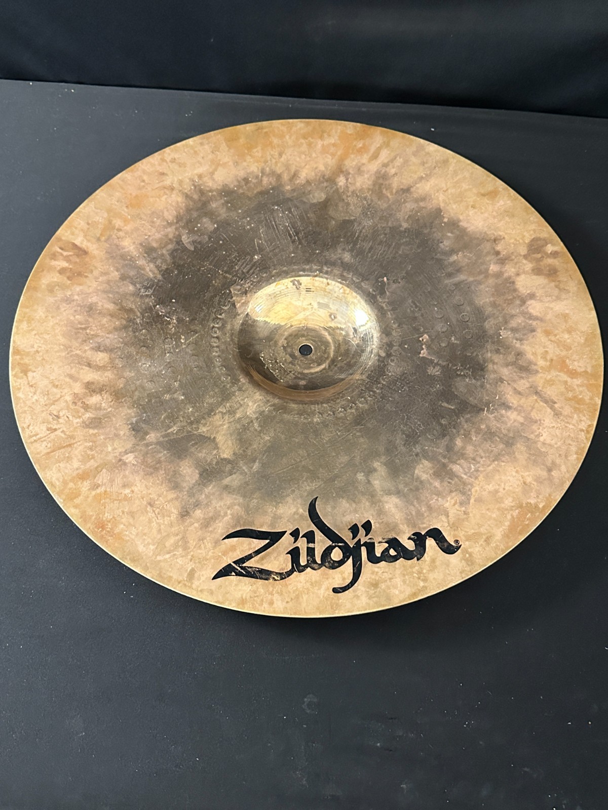 Zildjian ZBT (Zildjian Bronze Tone) 20" Ride Cymbal balanced def and overtones - Image 9