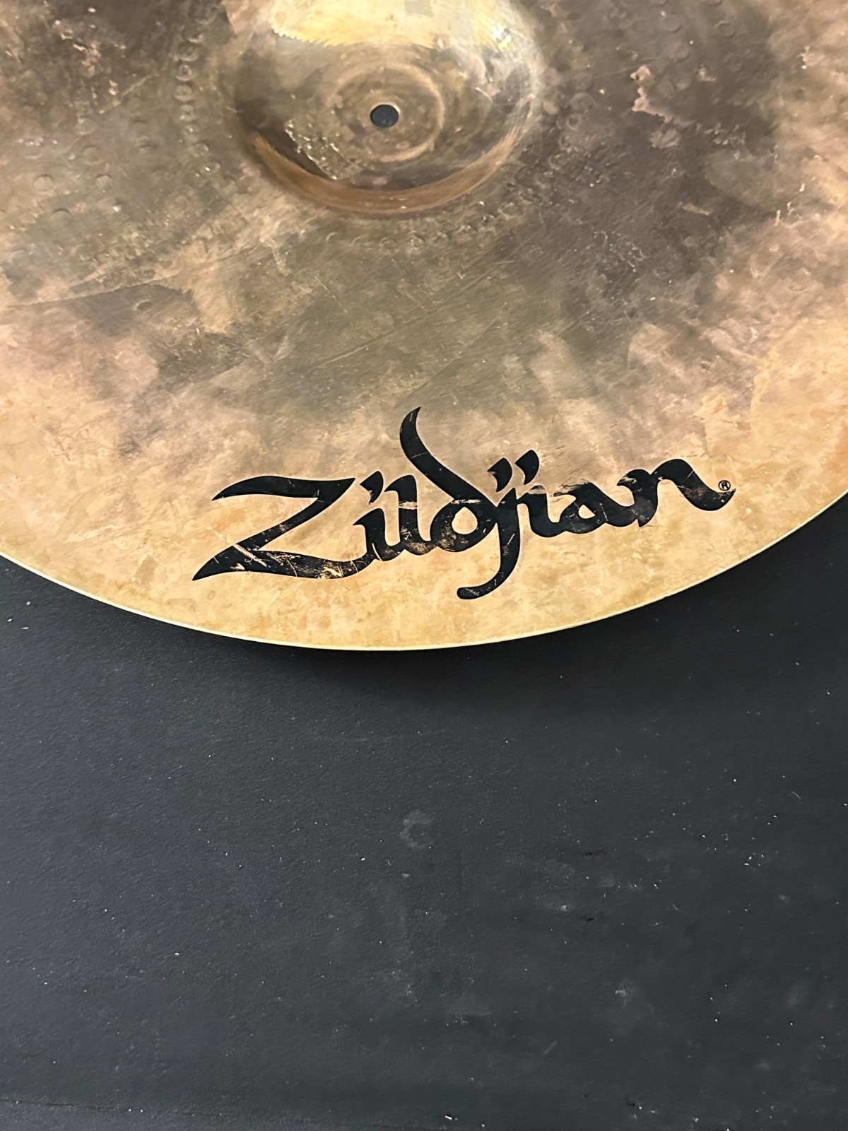 Zildjian ZBT (Zildjian Bronze Tone) 20" Ride Cymbal balanced def and overtones - Image 12