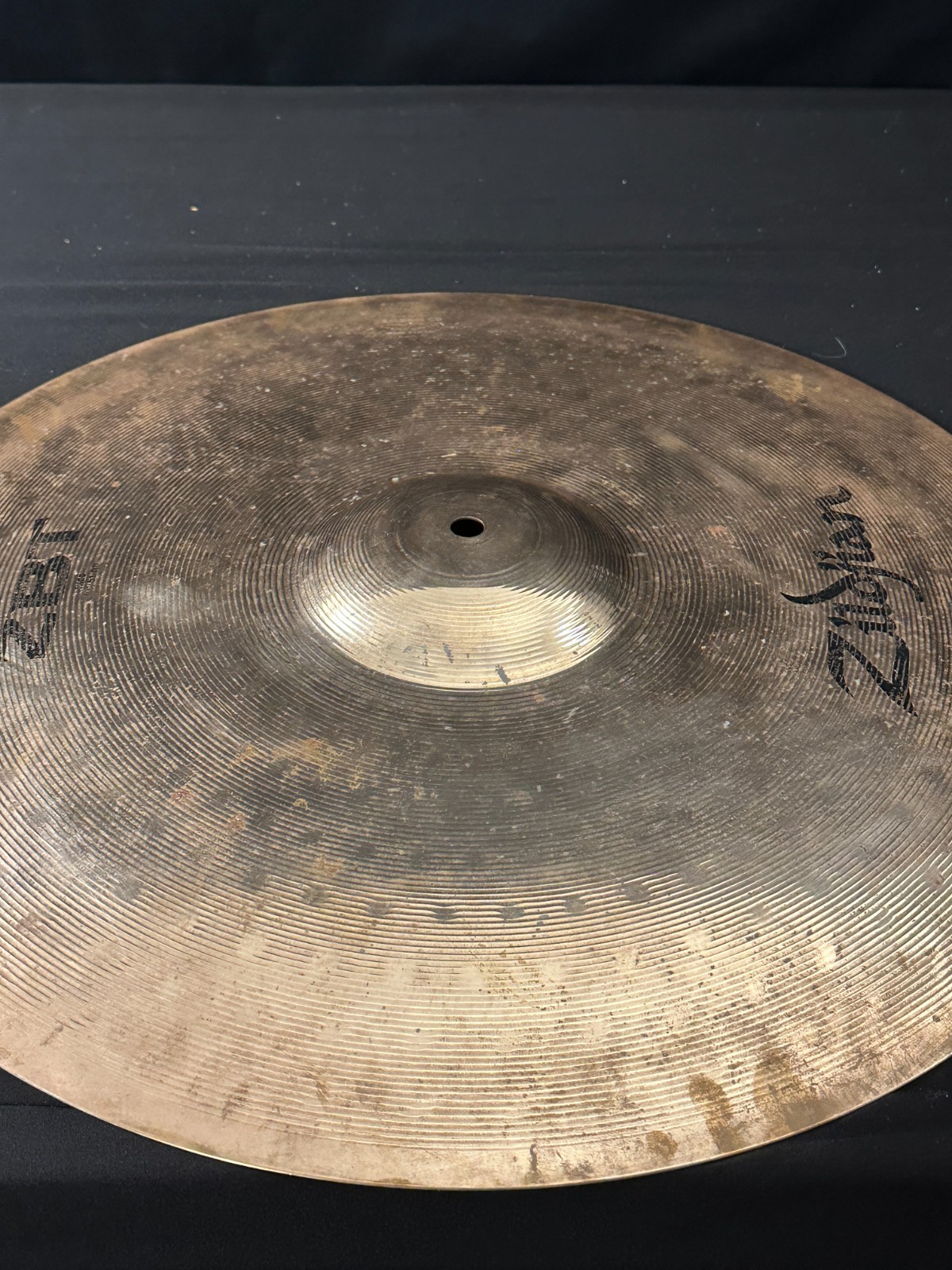Zildjian ZBT (Zildjian Bronze Tone) 20" Ride Cymbal balanced def and overtones - Image 16