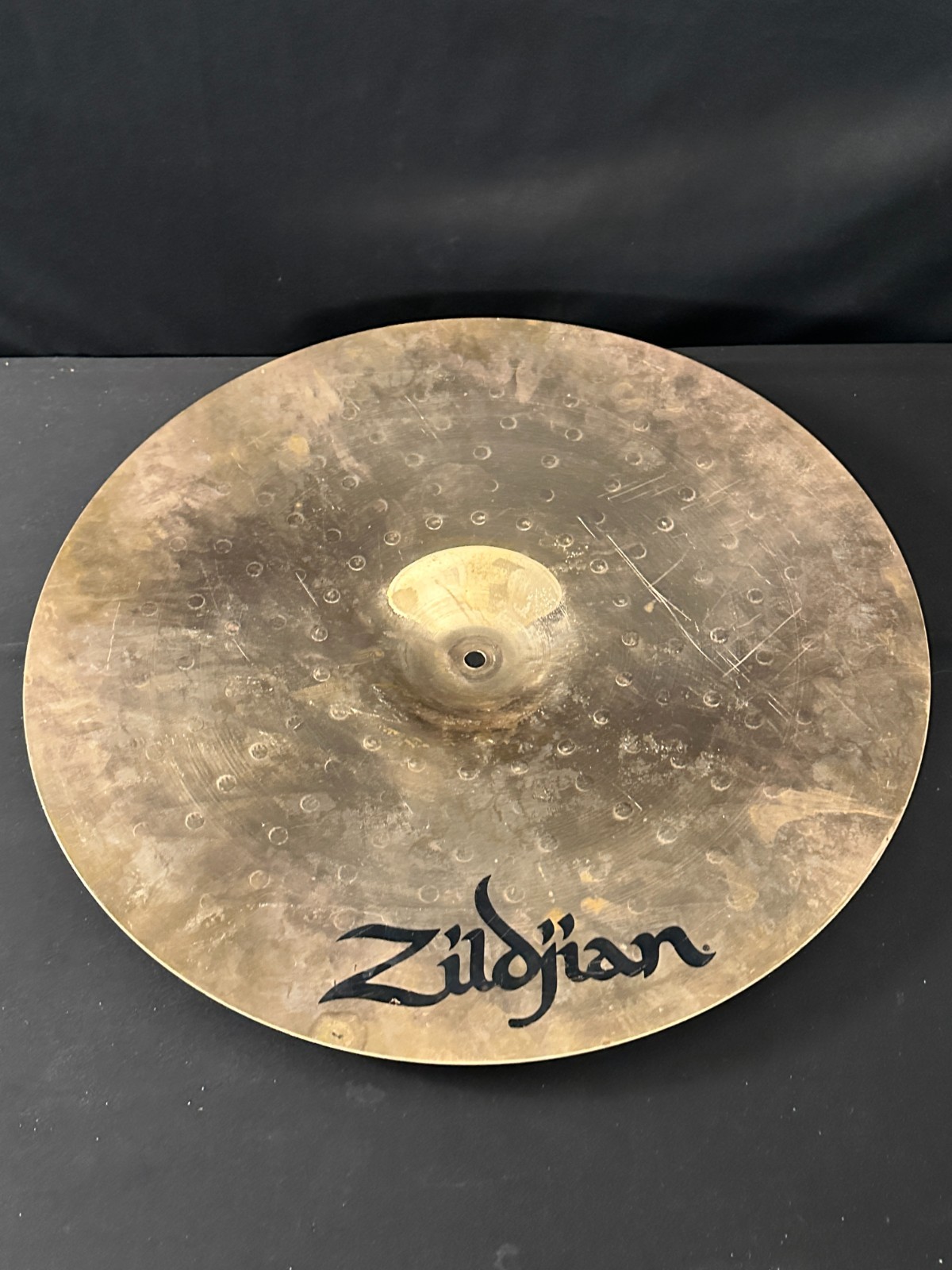 Zildjian ZBT (Zildjian Bronze Tone) 20" Ride Cymbal balanced def and overtones - Image 6