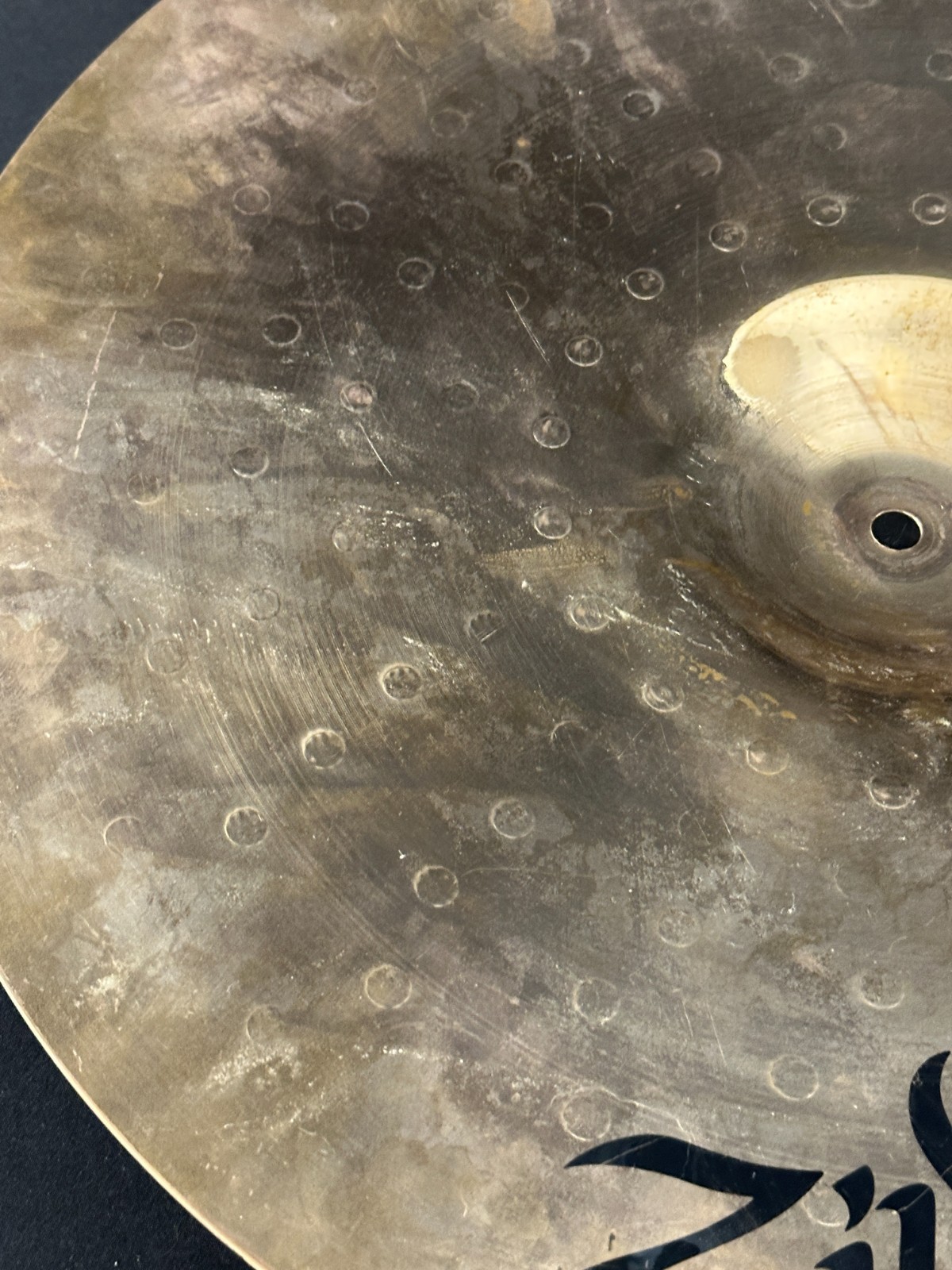 Zildjian ZBT (Zildjian Bronze Tone) 20" Ride Cymbal balanced def and overtones - Image 8