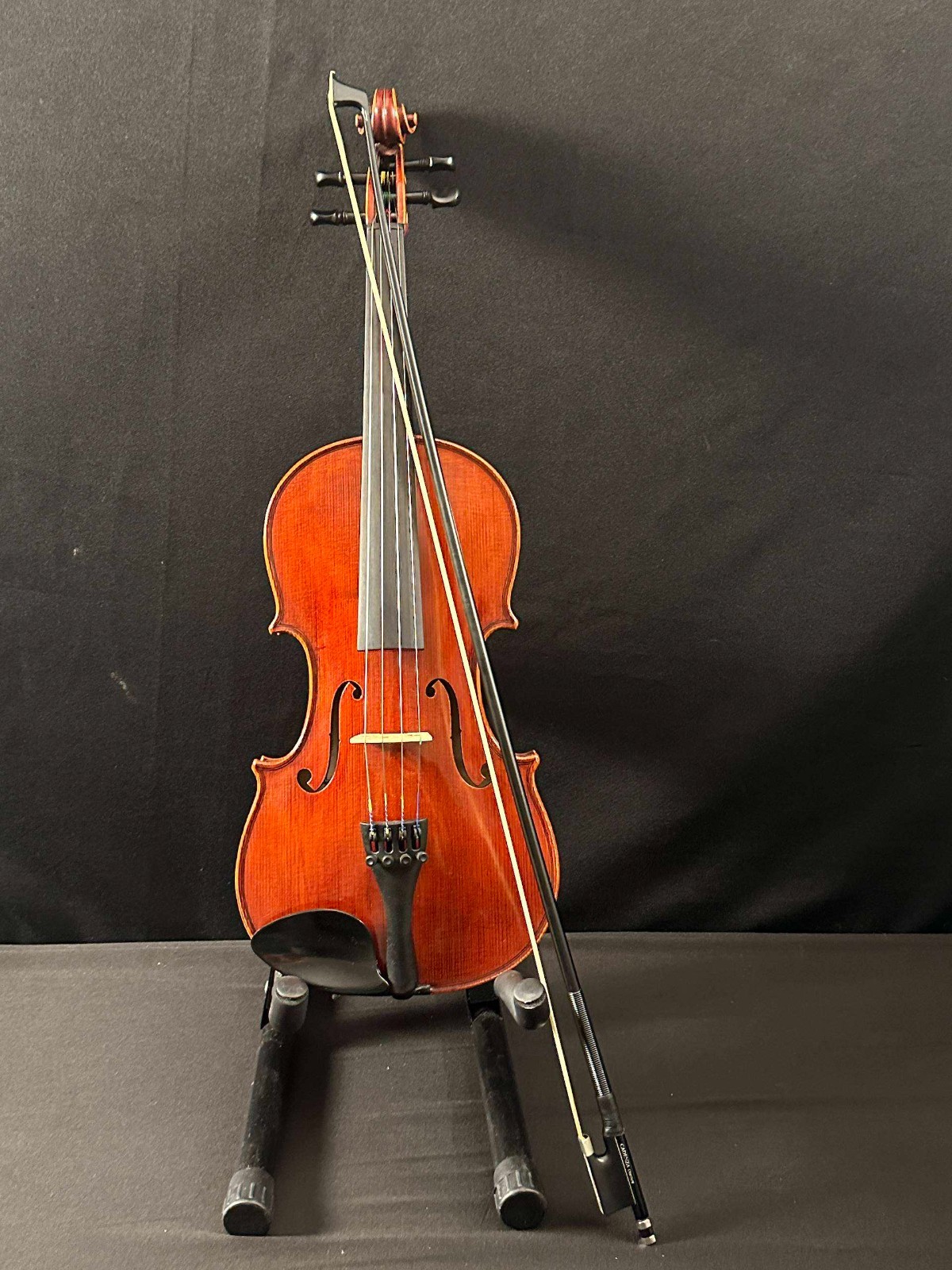 Strobel ML-105 Full Size Violin outfit with Cadenza Overture bow and hygrometer