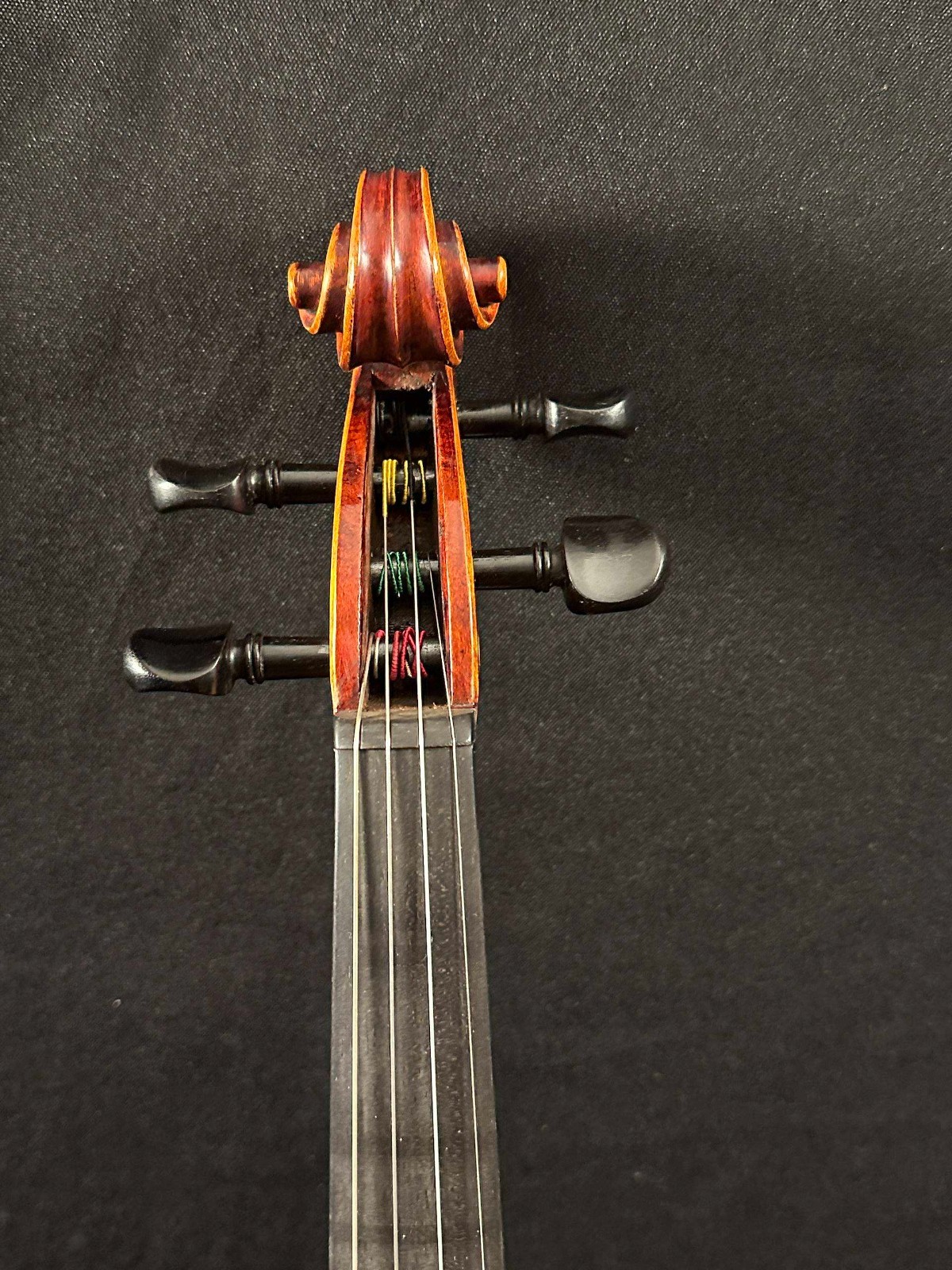 Strobel ML-105 Full Size Violin outfit with Cadenza Overture bow and hygrometer - Image 8