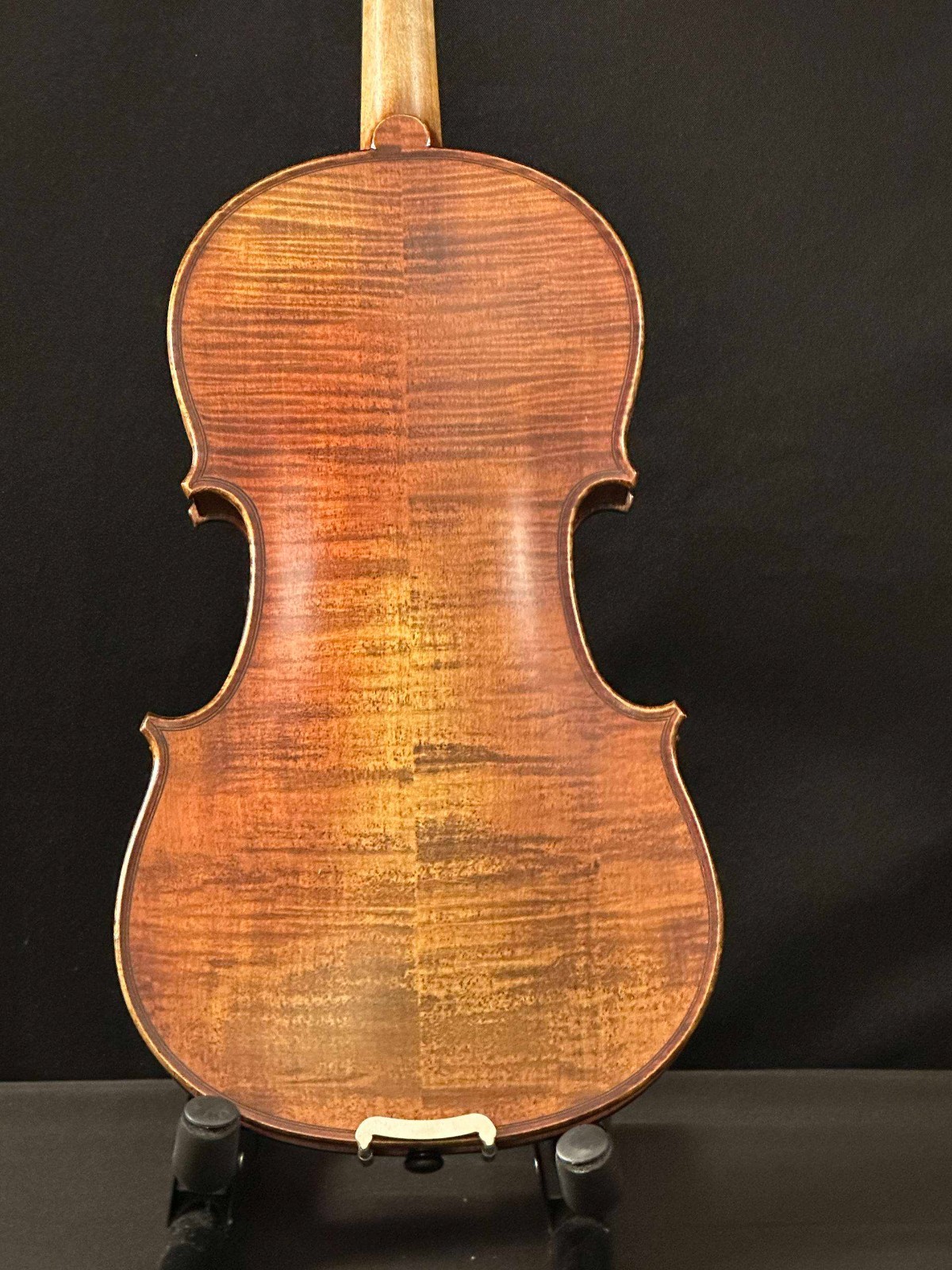 Mandarin Strings YM06 Full Size Violin Outfit with new bow and case hygrometer - Image 8
