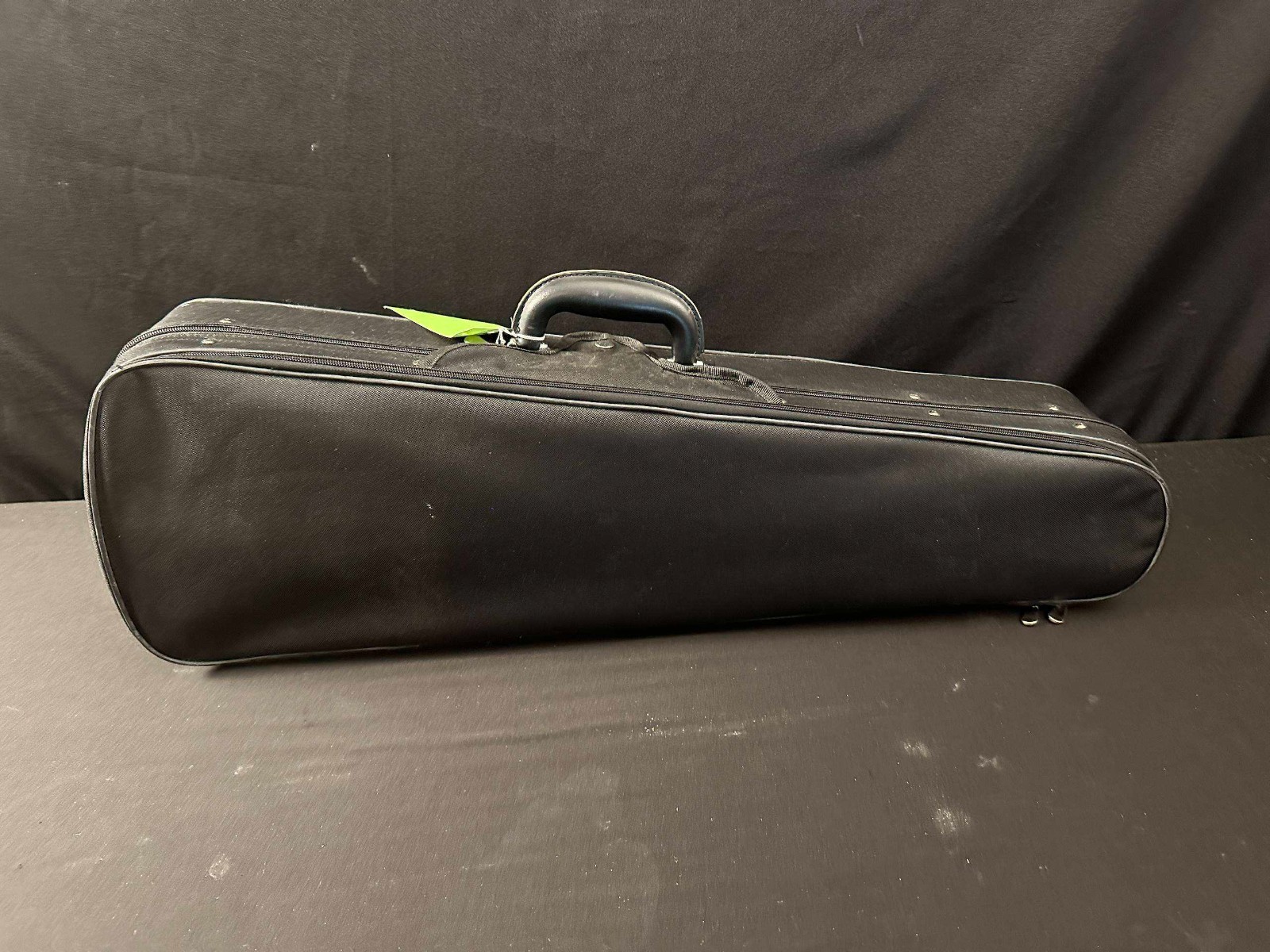 Mandarin Strings YM06 Full Size Violin Outfit with new bow and case hygrometer - Image 21
