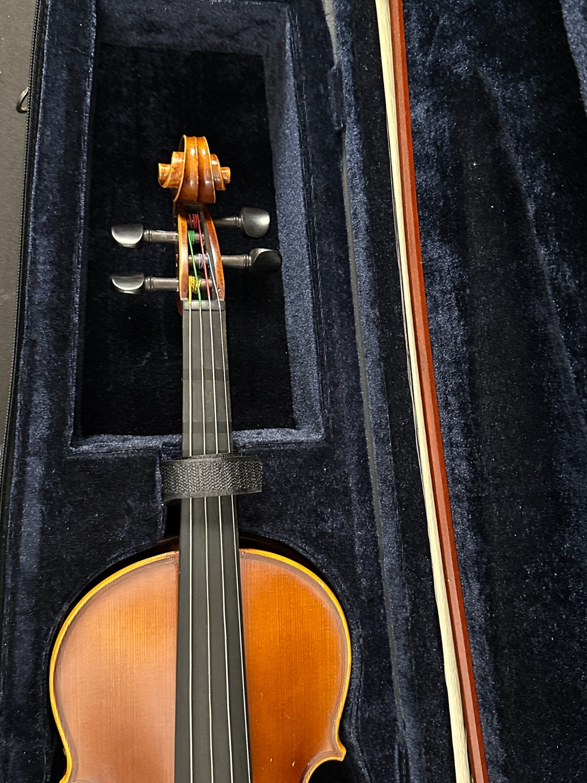 Franz Hoffman Etude 14" Viola Outfit with bow, fine tuners, and padded case - Image 8