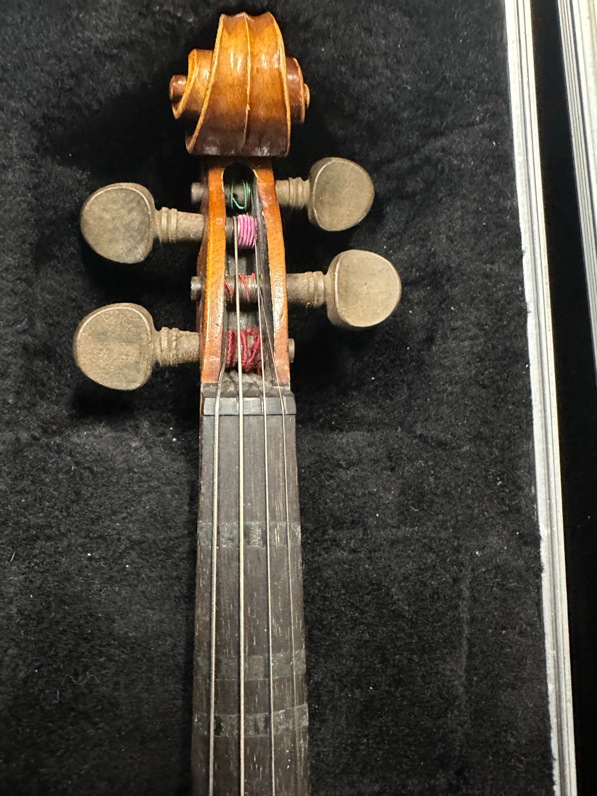 Suzuki Kiso No. 7 1/2 size Violin Outfit, made in Japan, comes w/ rosin, new bow - Image 3