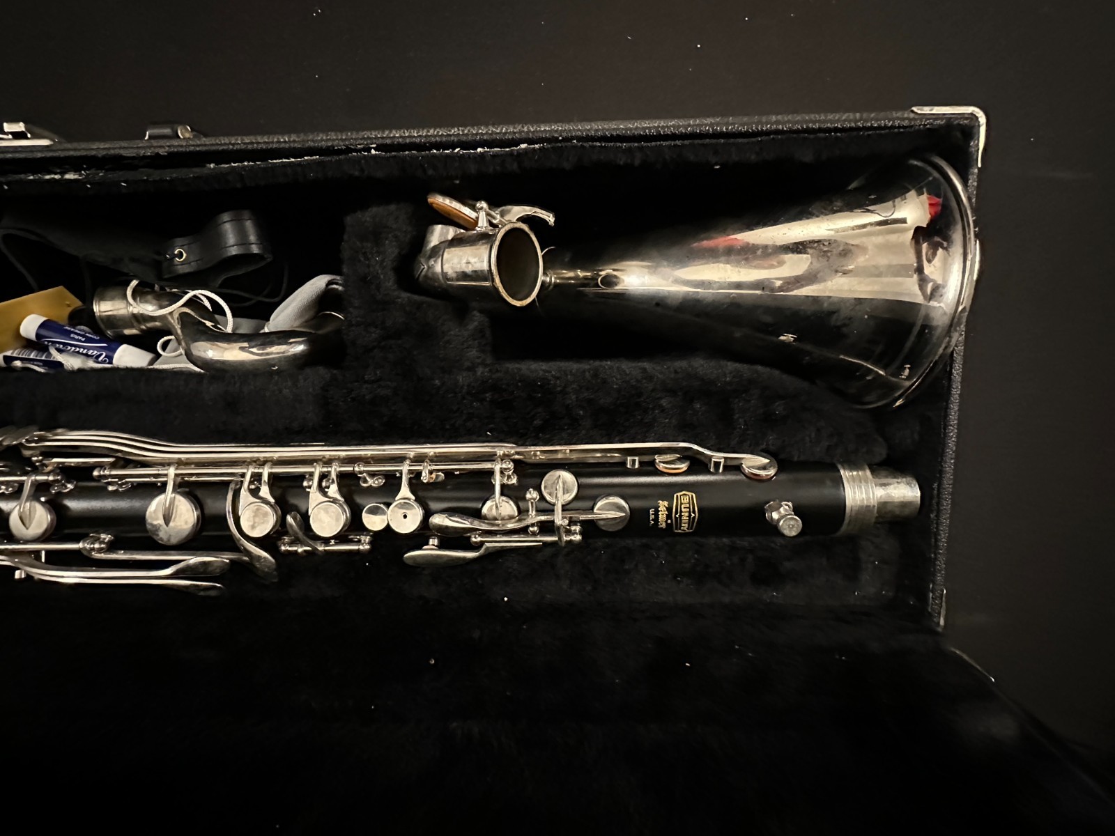Selmer Bundy Bass Clarinet w/ mouthpiece, neckstrap, accessories, no peg Low Eb - Image 3